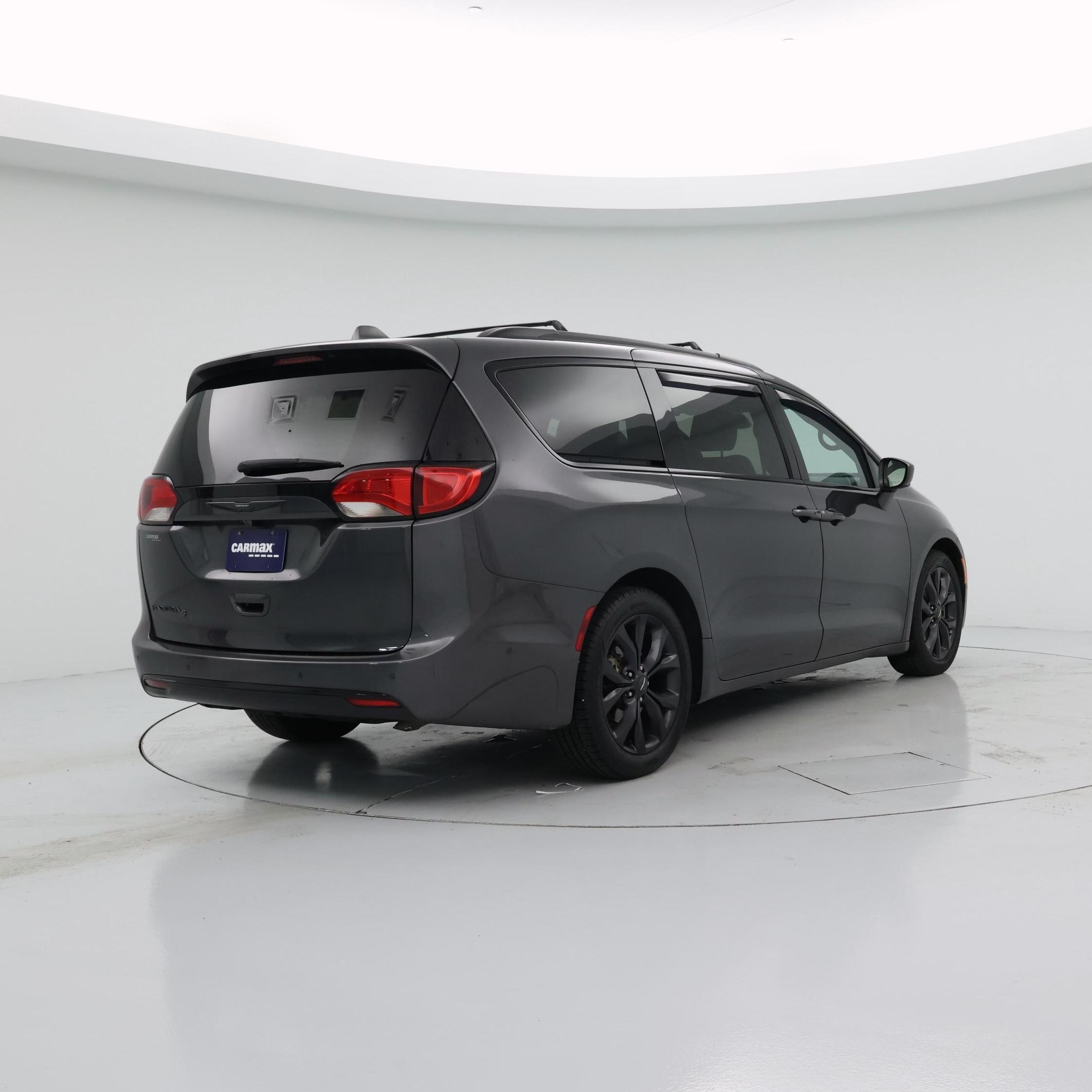 Thumbnail: 2020 Chrysler Pacifica - 8