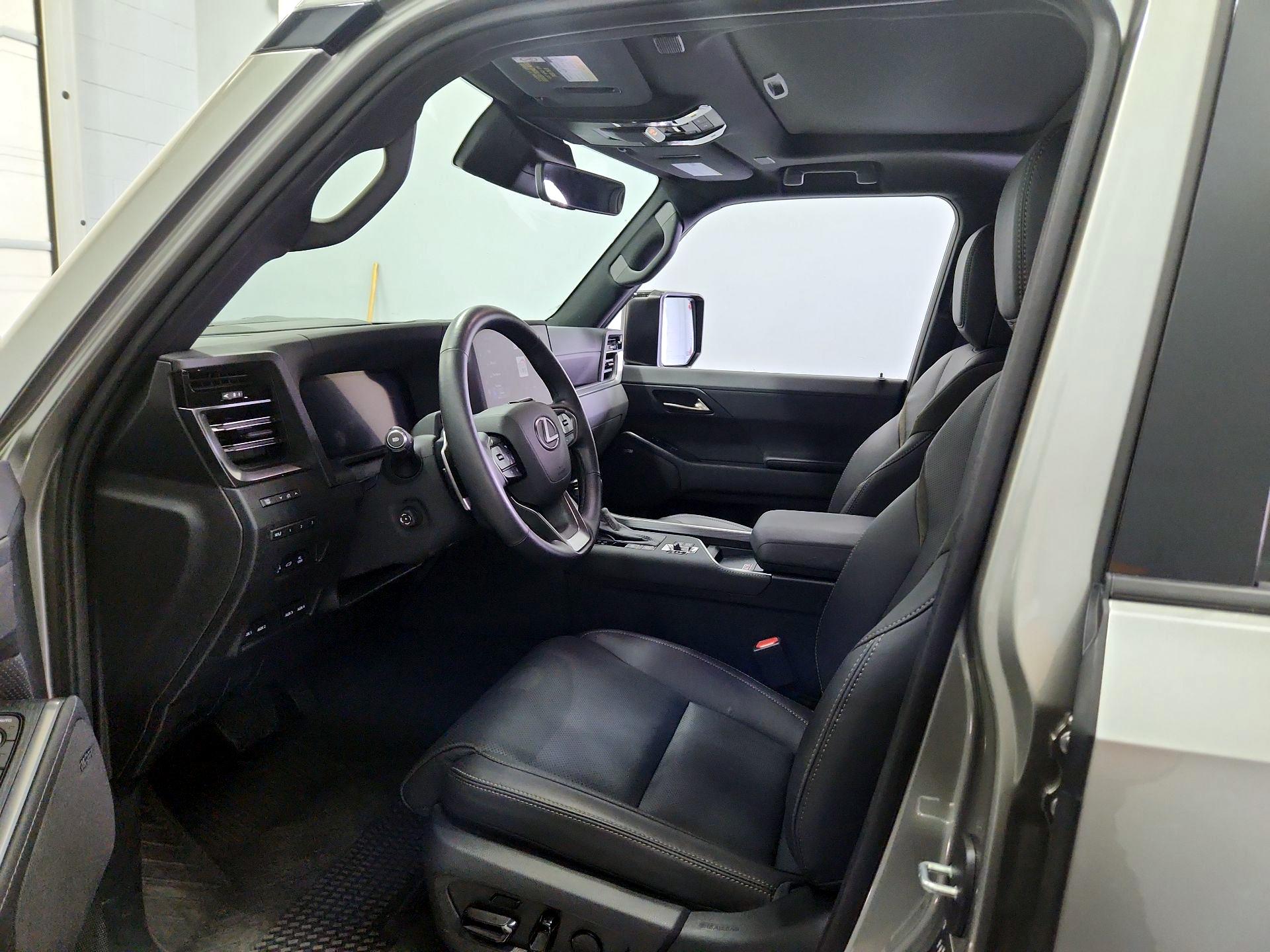 Thumbnail: 2025 Lexus GX - 11