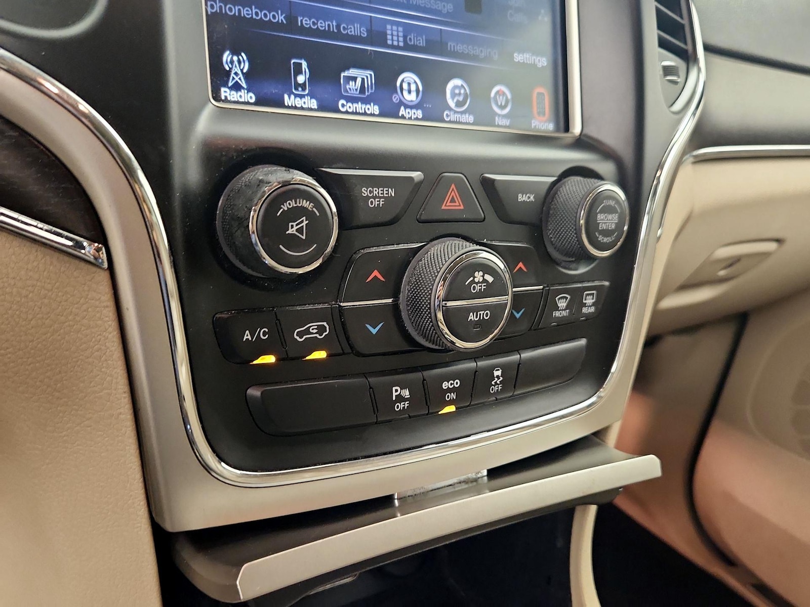 2014 Jeep Grand Cherokee Limited - Photo 17