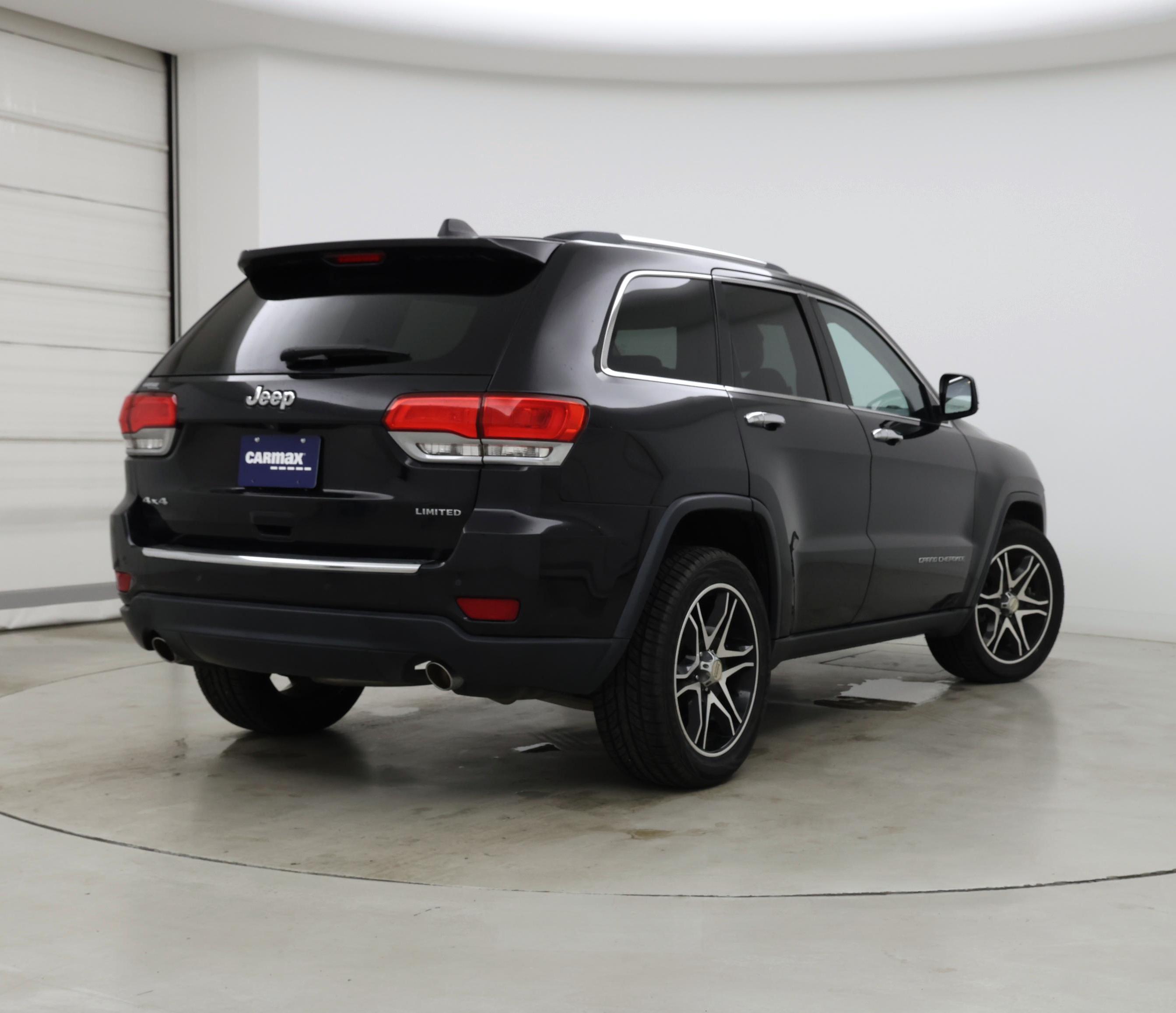 Thumbnail: 2014 Jeep Grand Cherokee - 8