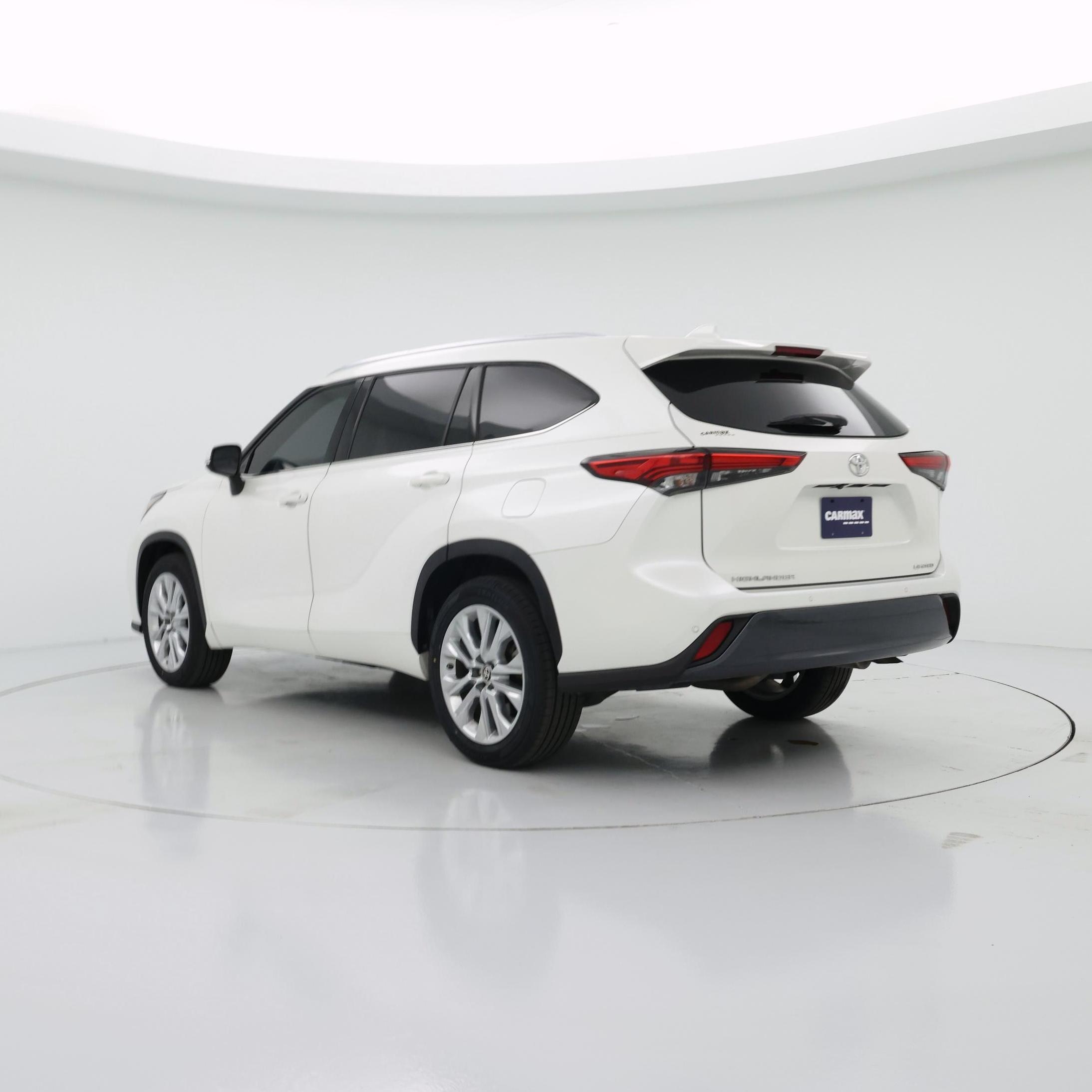 Thumbnail: 2020 Toyota Highlander - 2