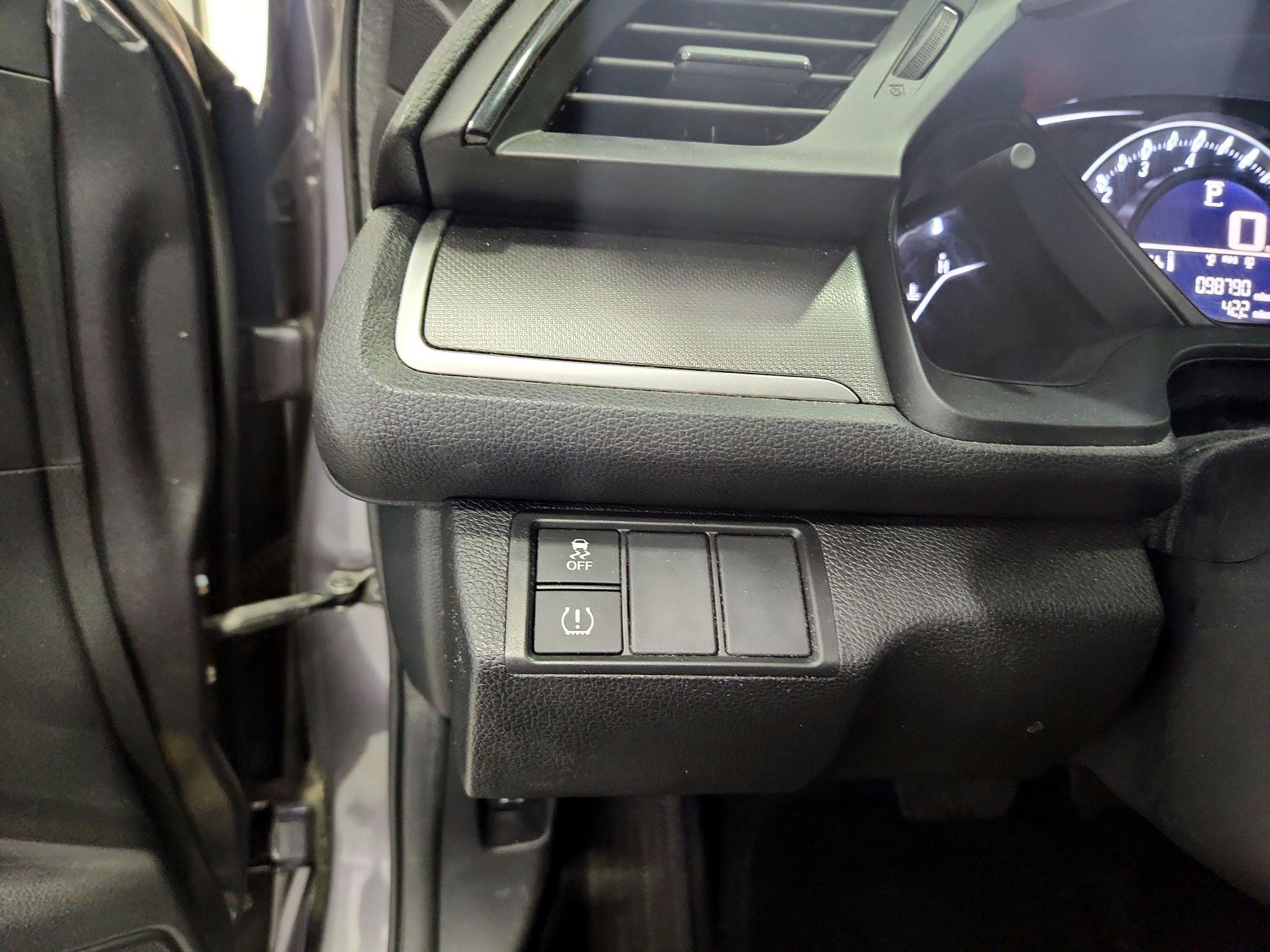 Thumbnail: 2016 Honda Civic - 13