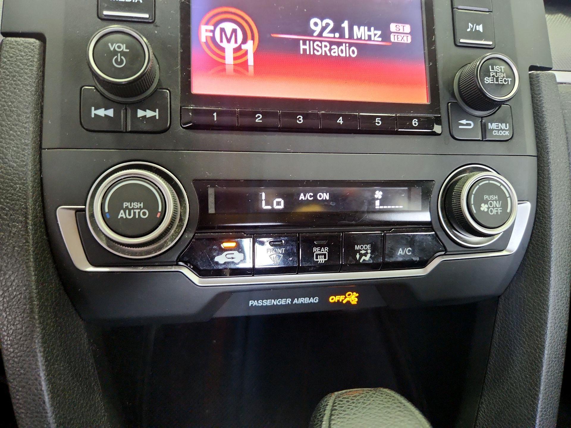 Thumbnail: 2016 Honda Civic - 16