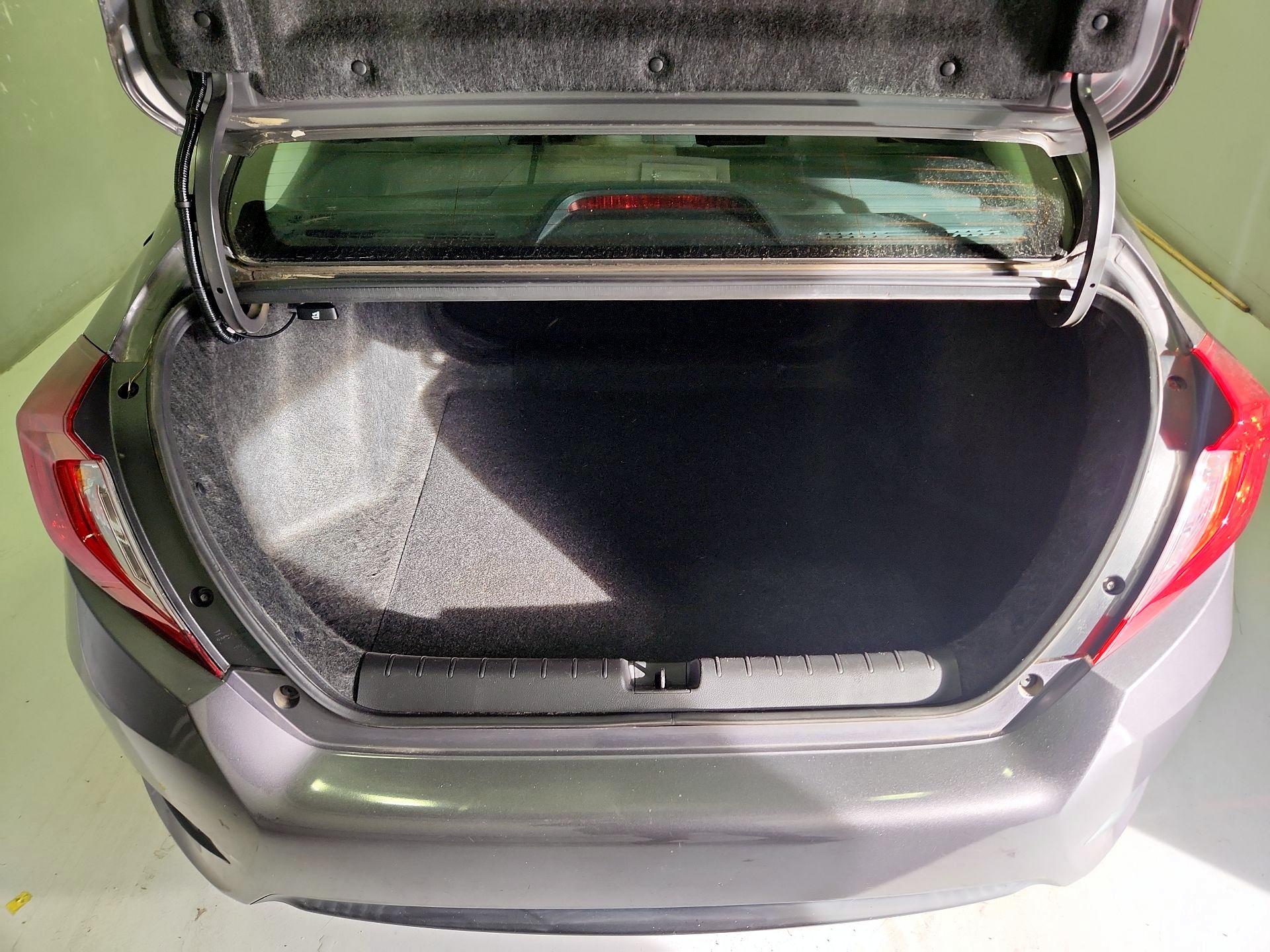 Thumbnail: 2016 Honda Civic - 19