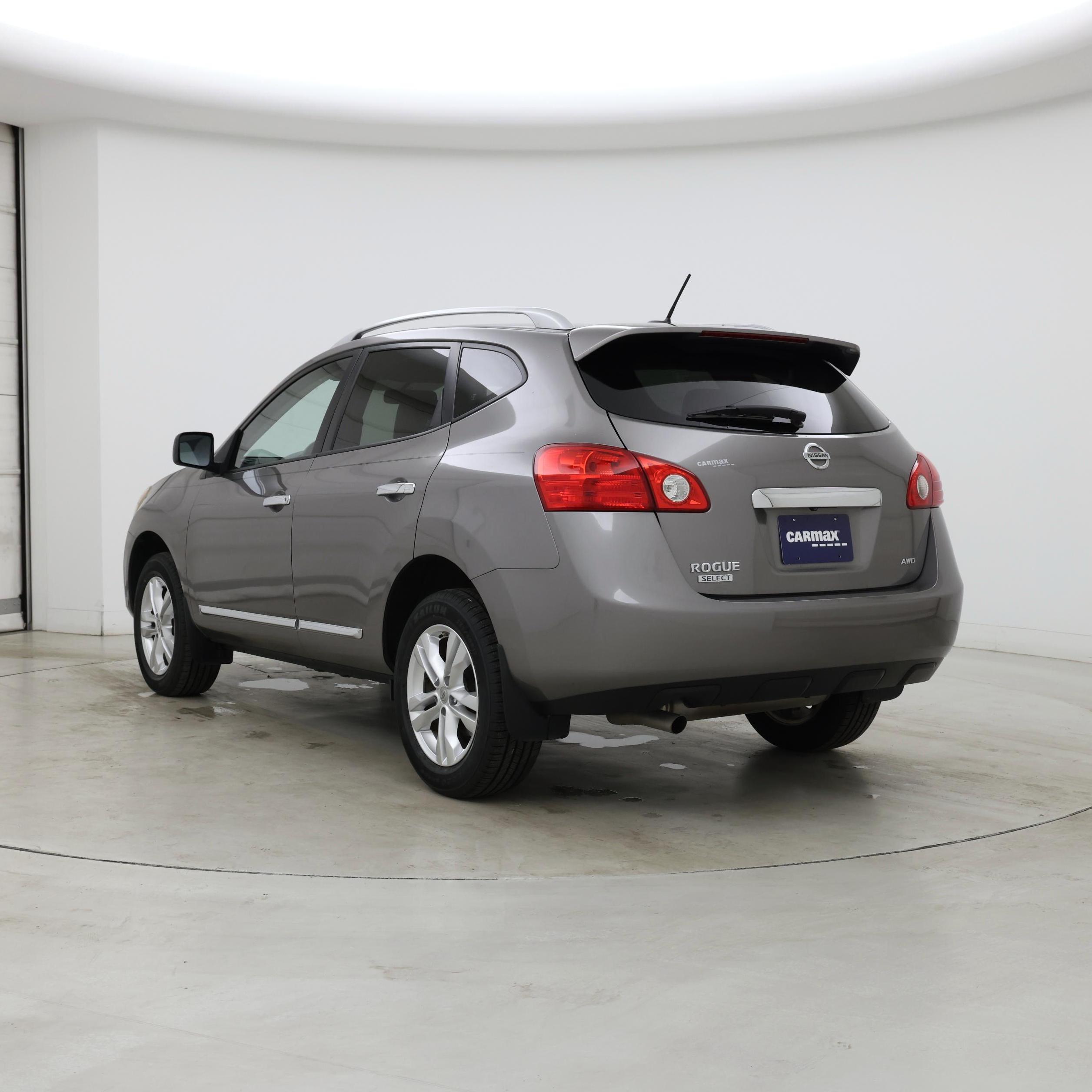 Thumbnail: 2015 Nissan Rogue - 2