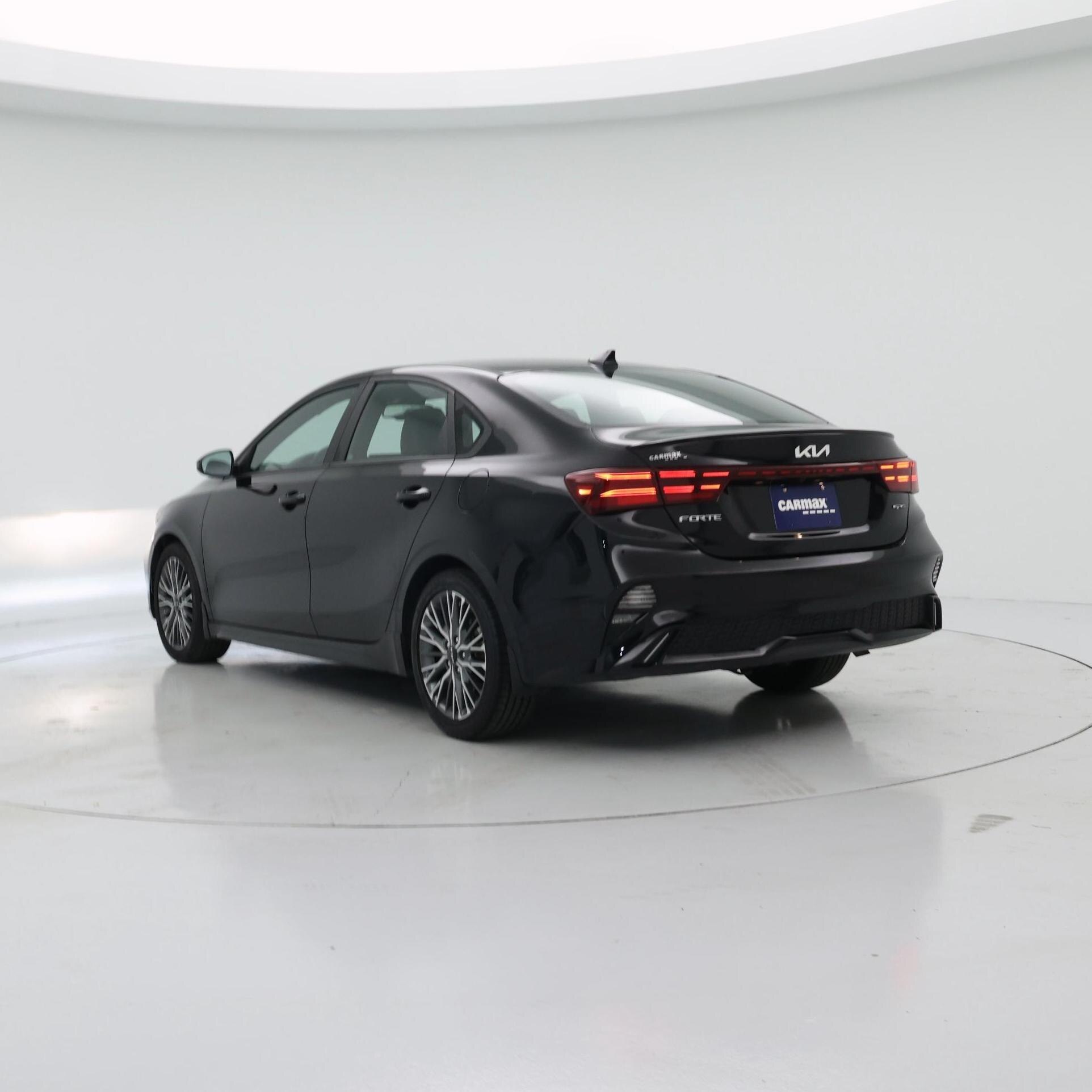 Thumbnail: 2022 Kia Forte - 2