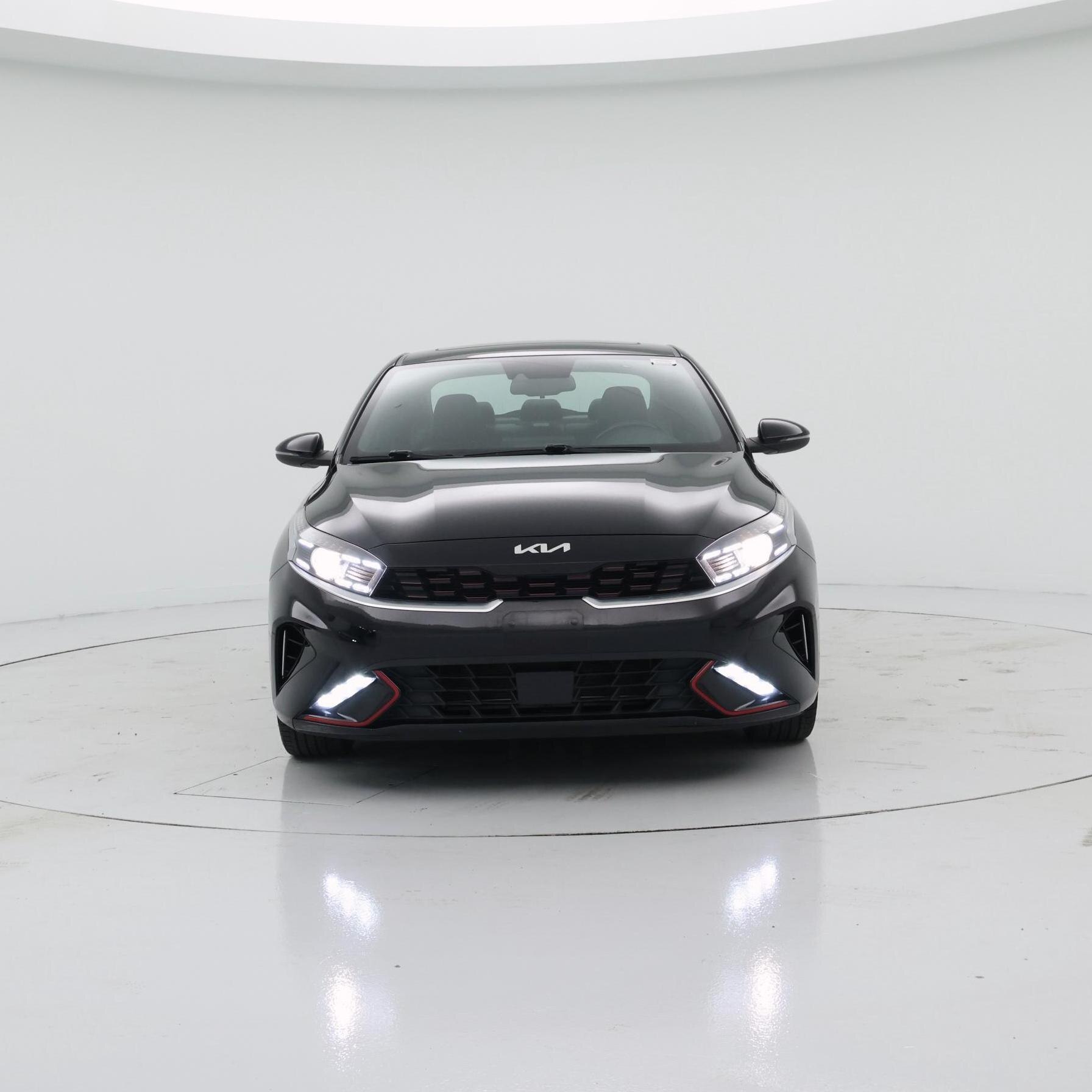 Thumbnail: 2022 Kia Forte - 5