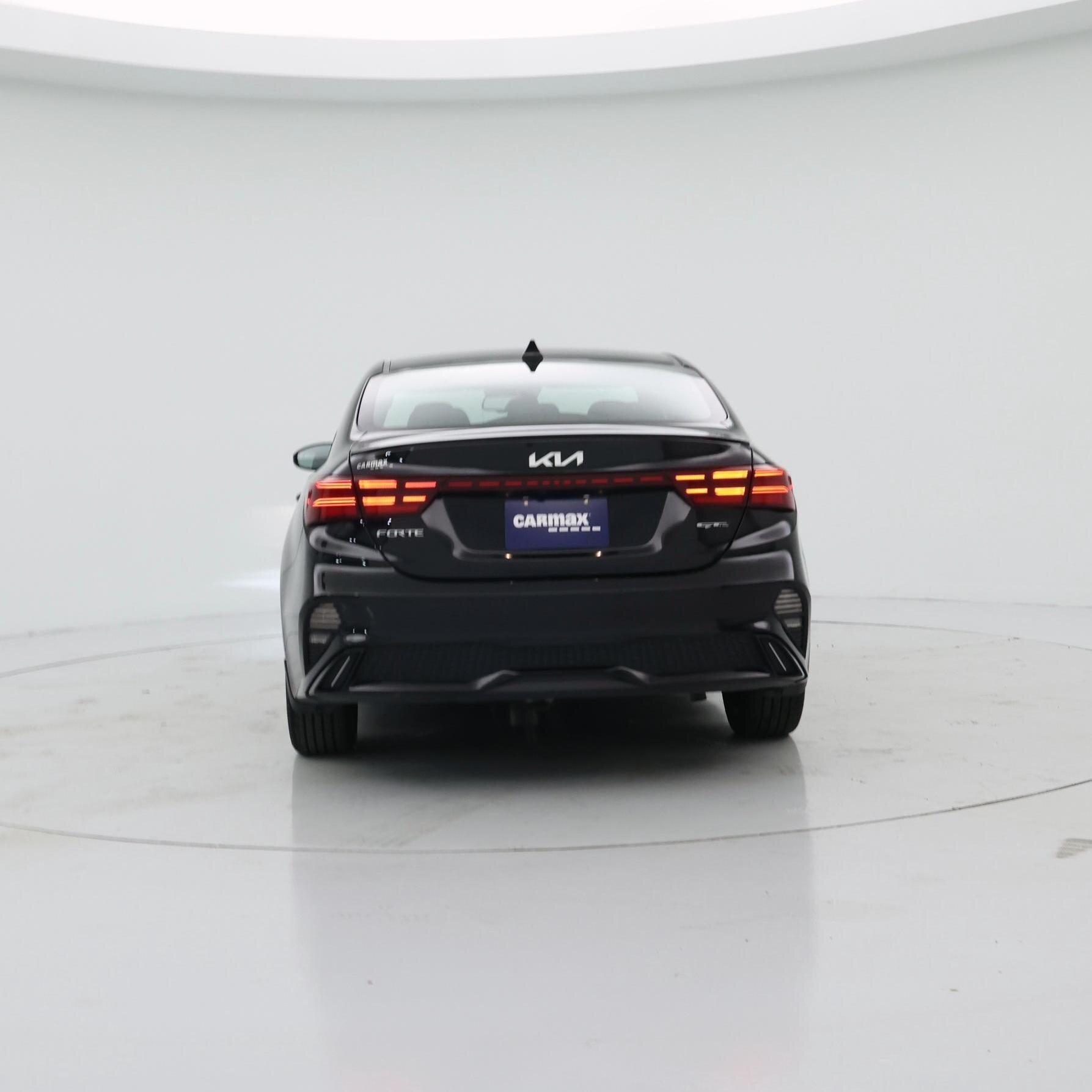 Thumbnail: 2022 Kia Forte - 6