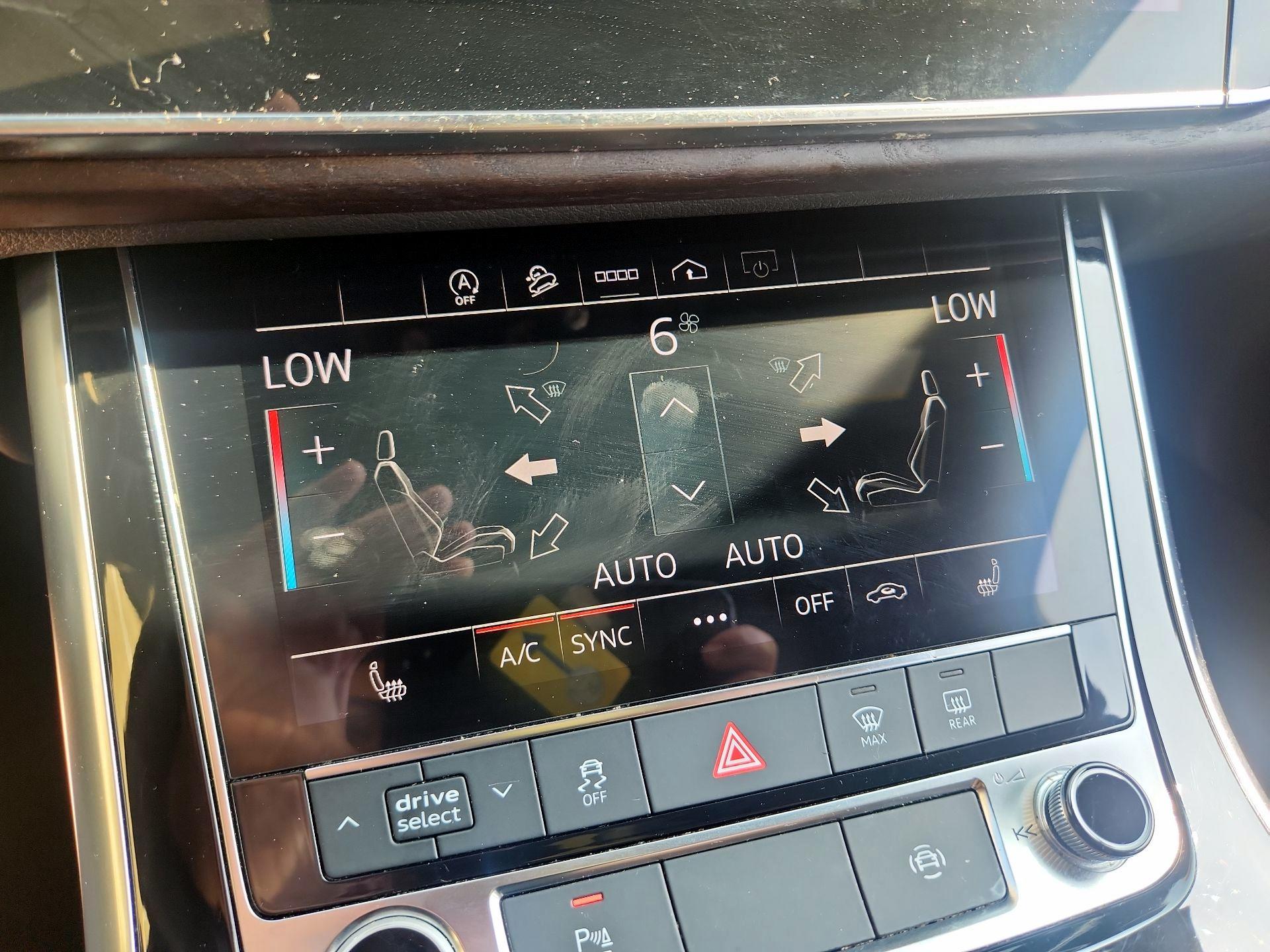 Thumbnail: 2021 Audi Q7 - 17