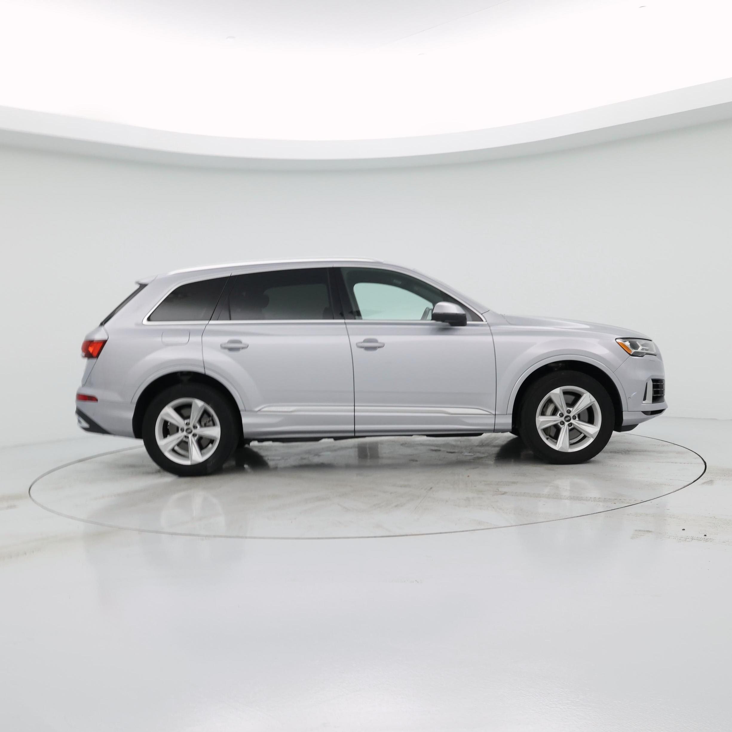 Thumbnail: 2021 Audi Q7 - 7