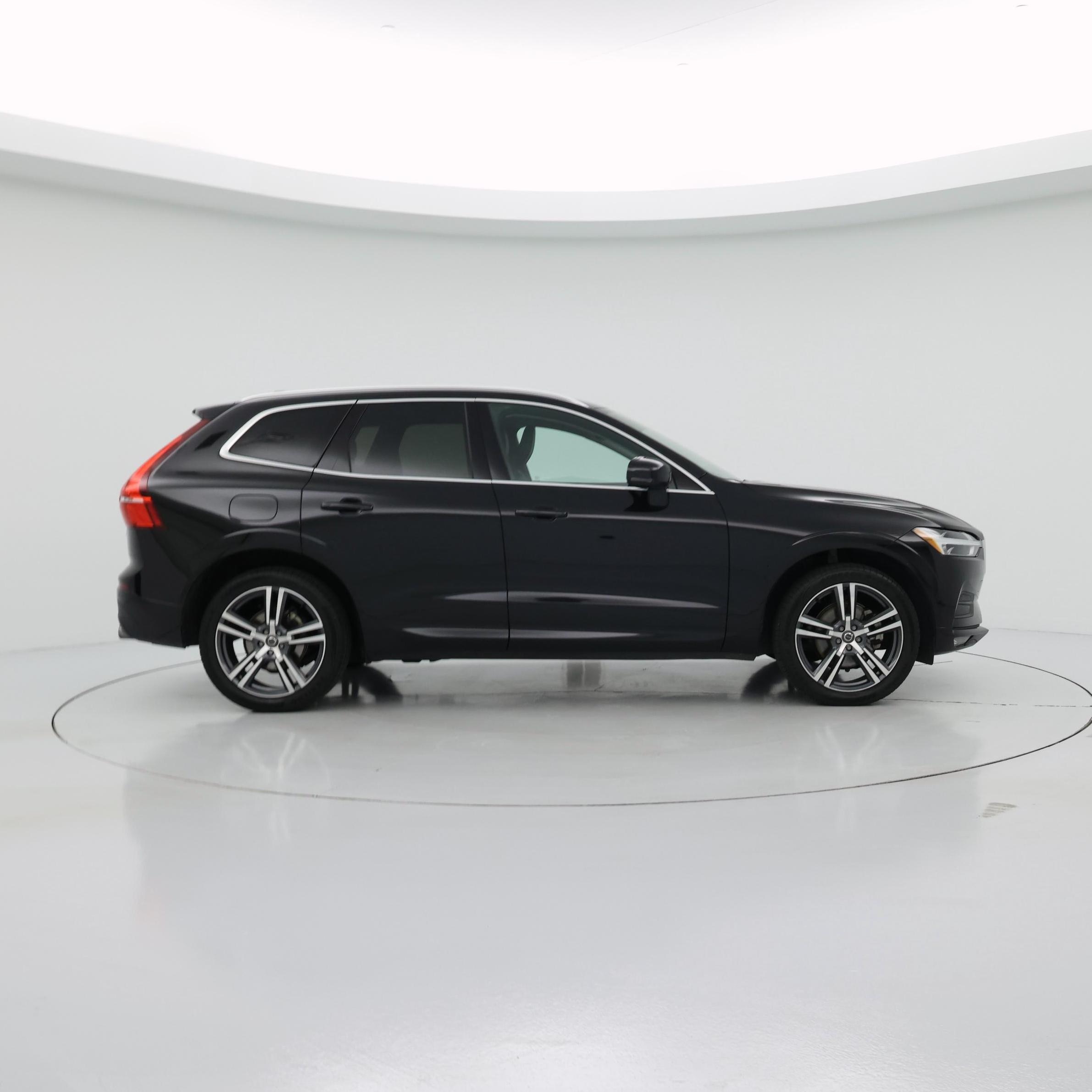 Thumbnail: 2021 Volvo XC60 - 7