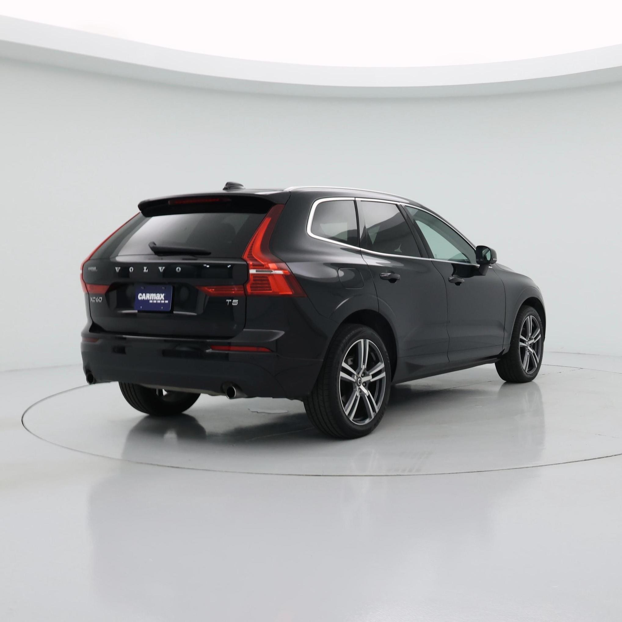 Thumbnail: 2021 Volvo XC60 - 8