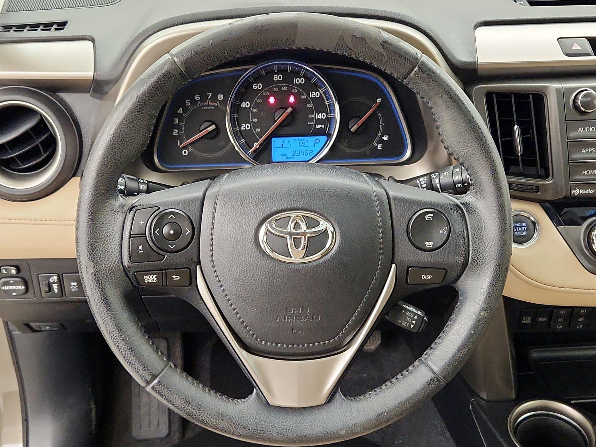 Thumbnail: 2015 Toyota RAV4 - 10