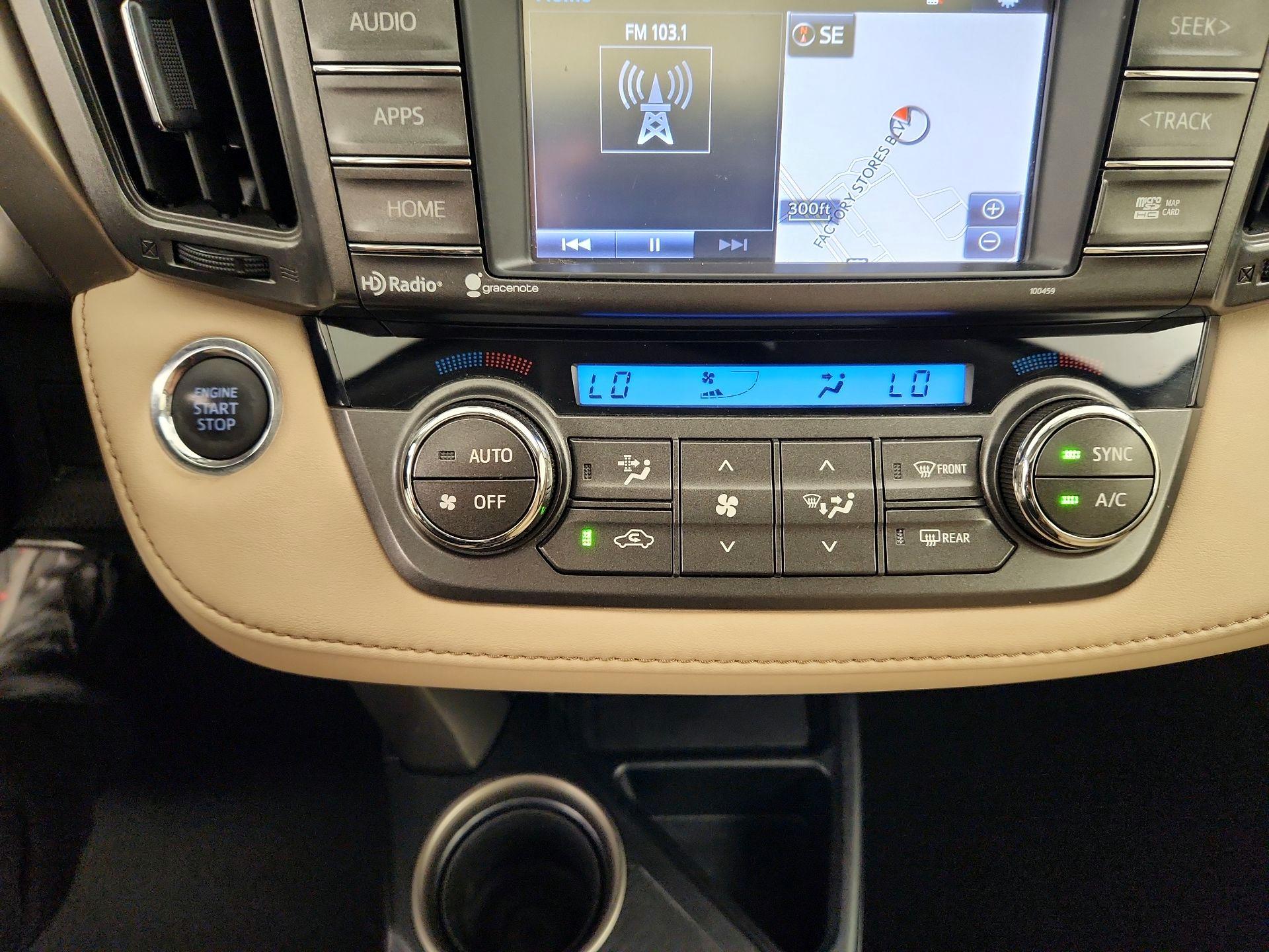 Thumbnail: 2015 Toyota RAV4 - 17
