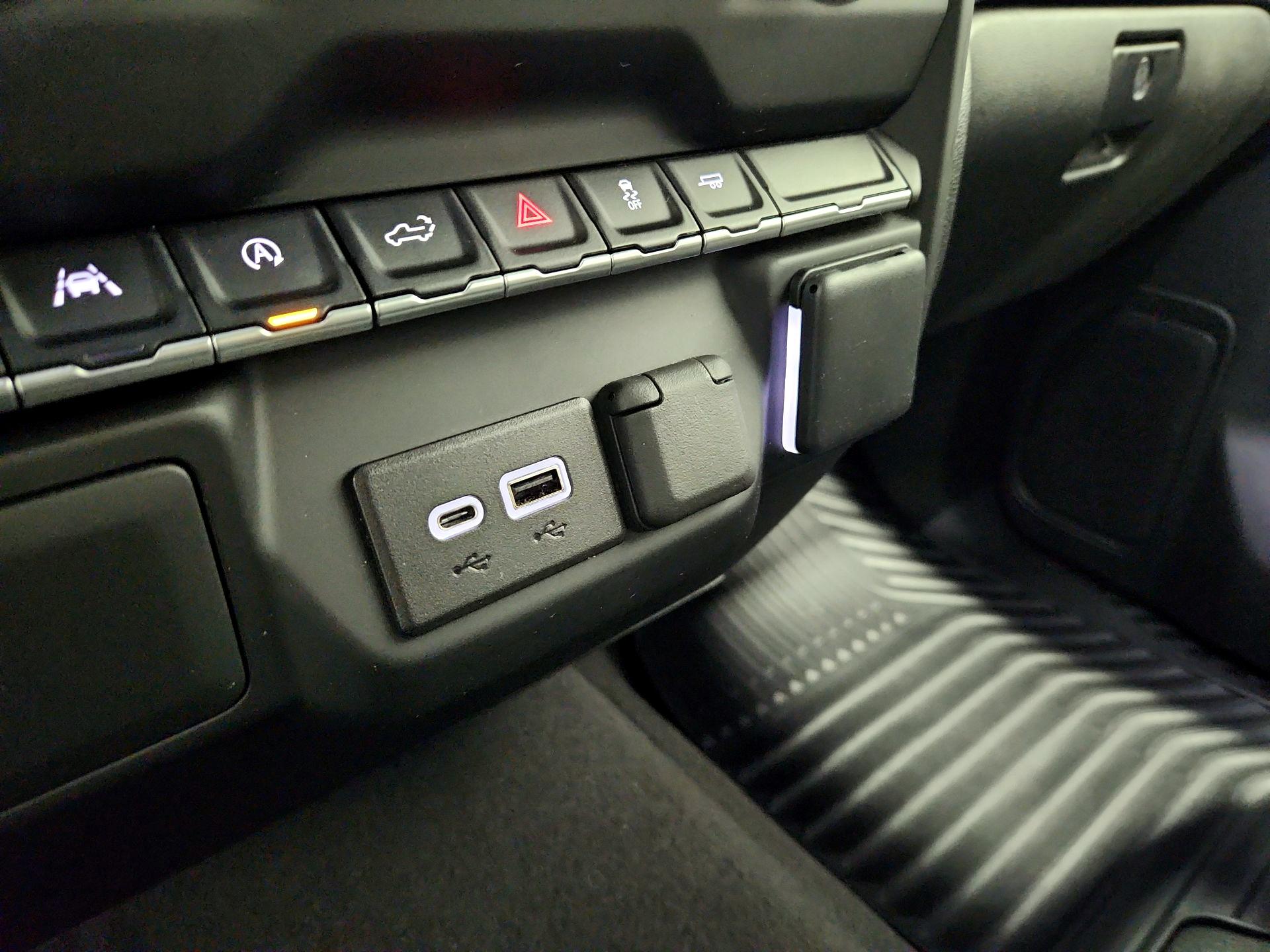 Thumbnail: 2022 Chevrolet Silverado 1500 - 18