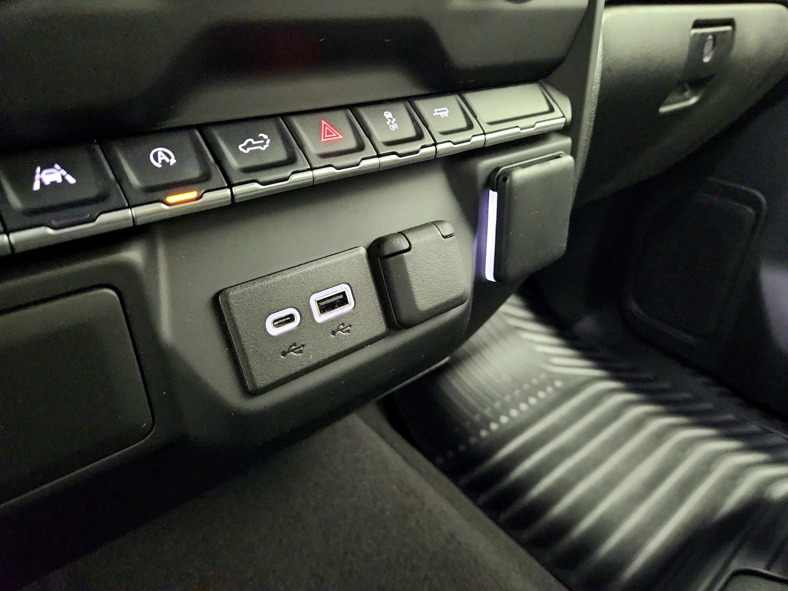2022 Chevrolet Silverado 1500 Custom - Photo 19