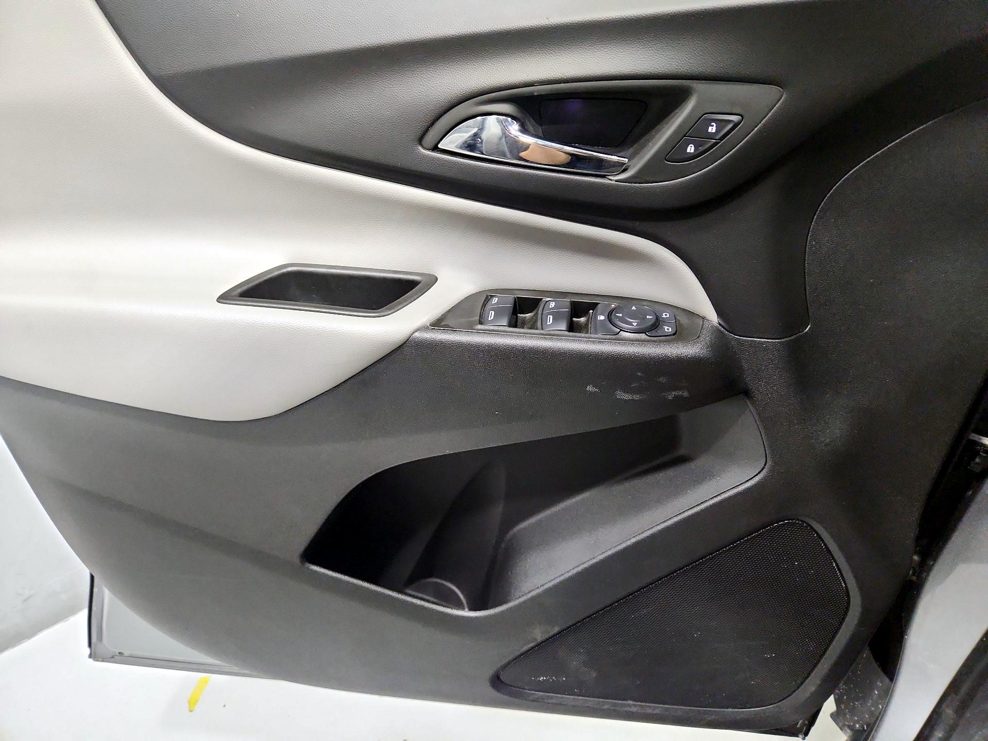 Thumbnail: 2024 Chevrolet Equinox - 12