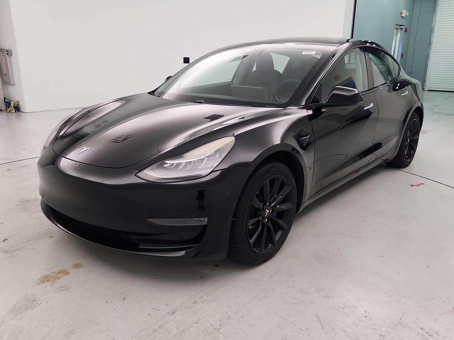 Thumbnail: 2020 Tesla Model 3 - 3
