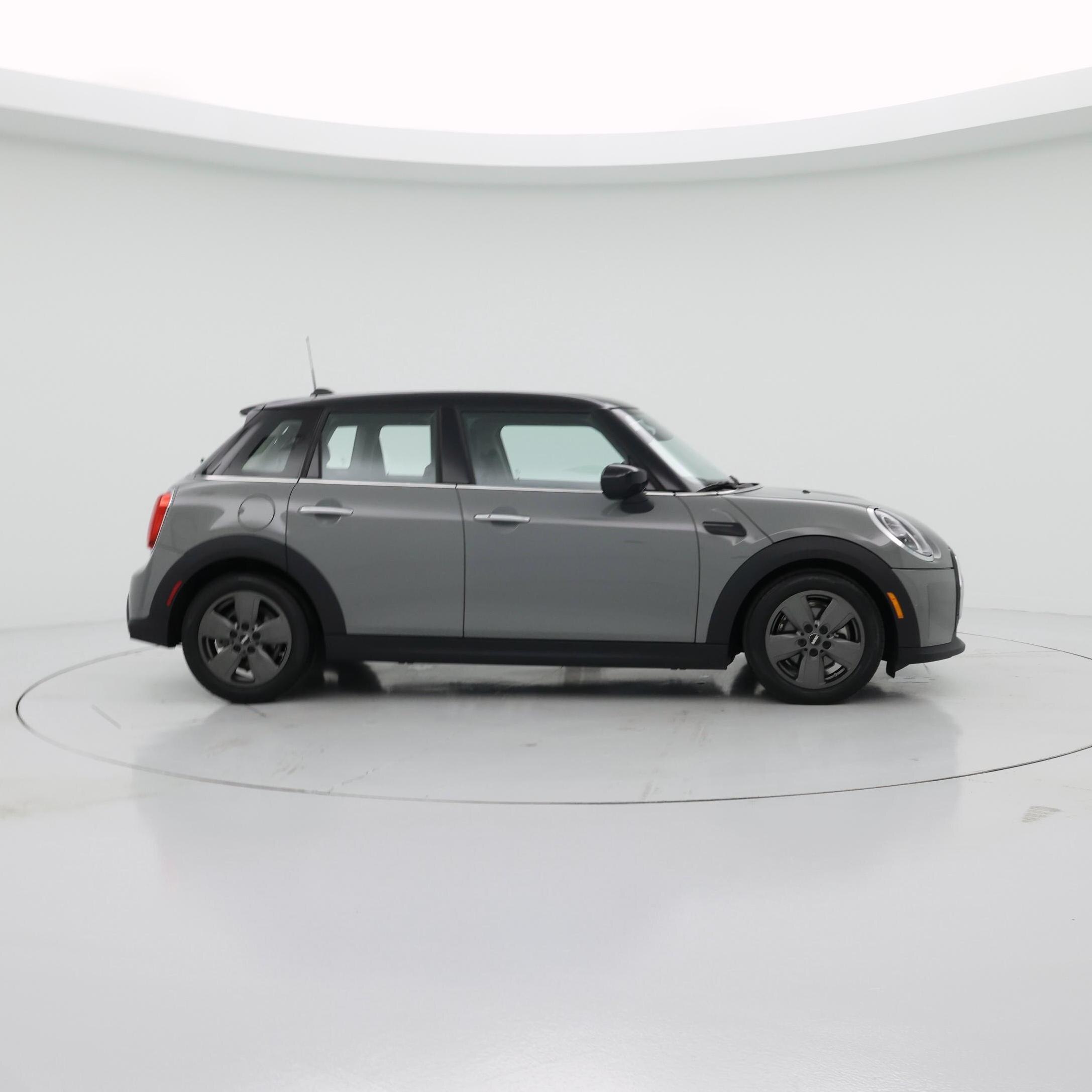 Thumbnail: 2023 MINI Cooper Hardtop - 7