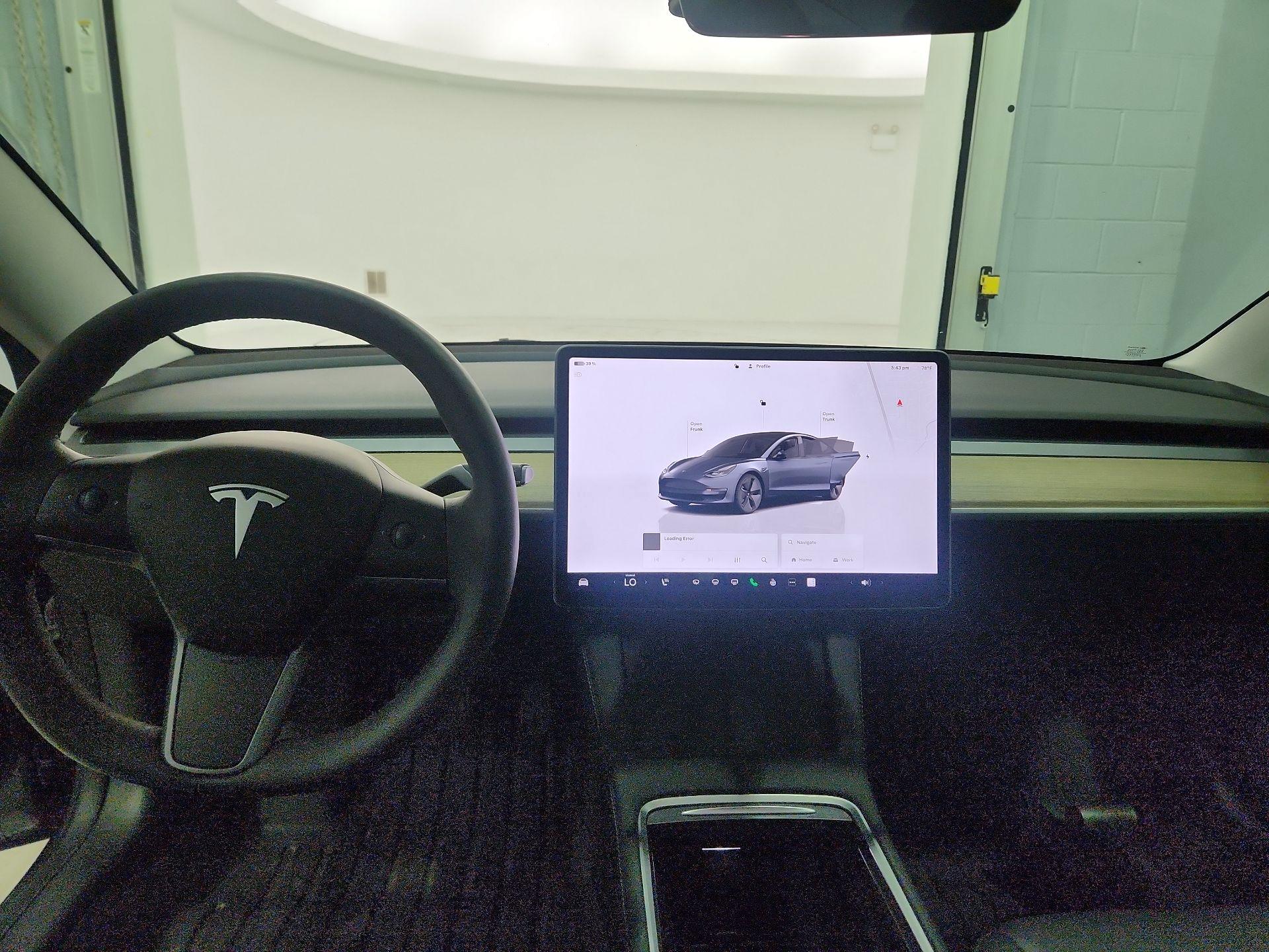 Thumbnail: 2023 Tesla Model 3 - 9