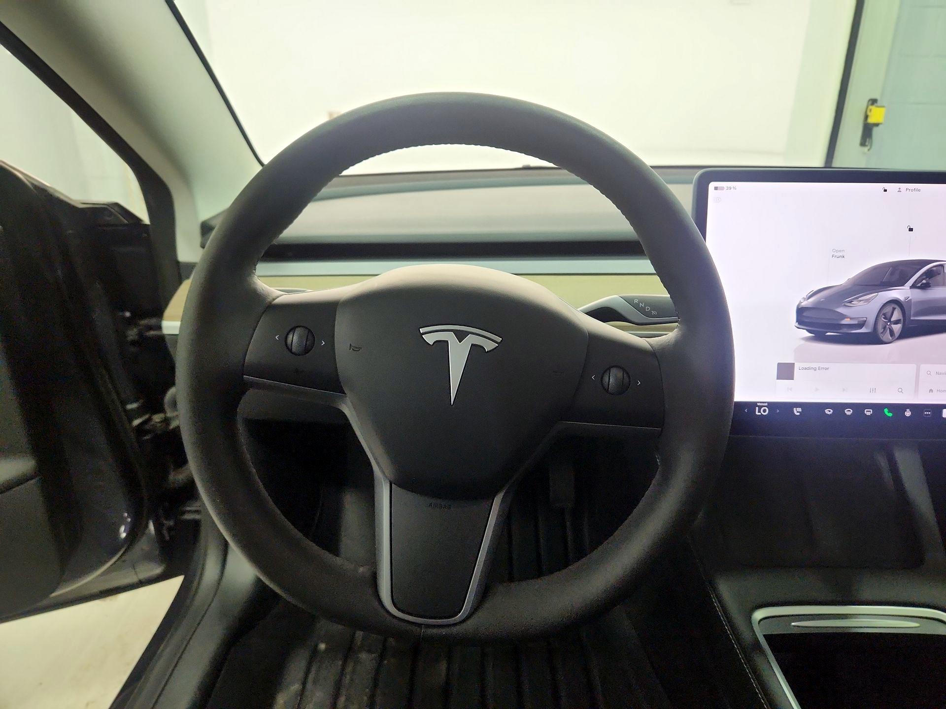 Thumbnail: 2023 Tesla Model 3 - 10