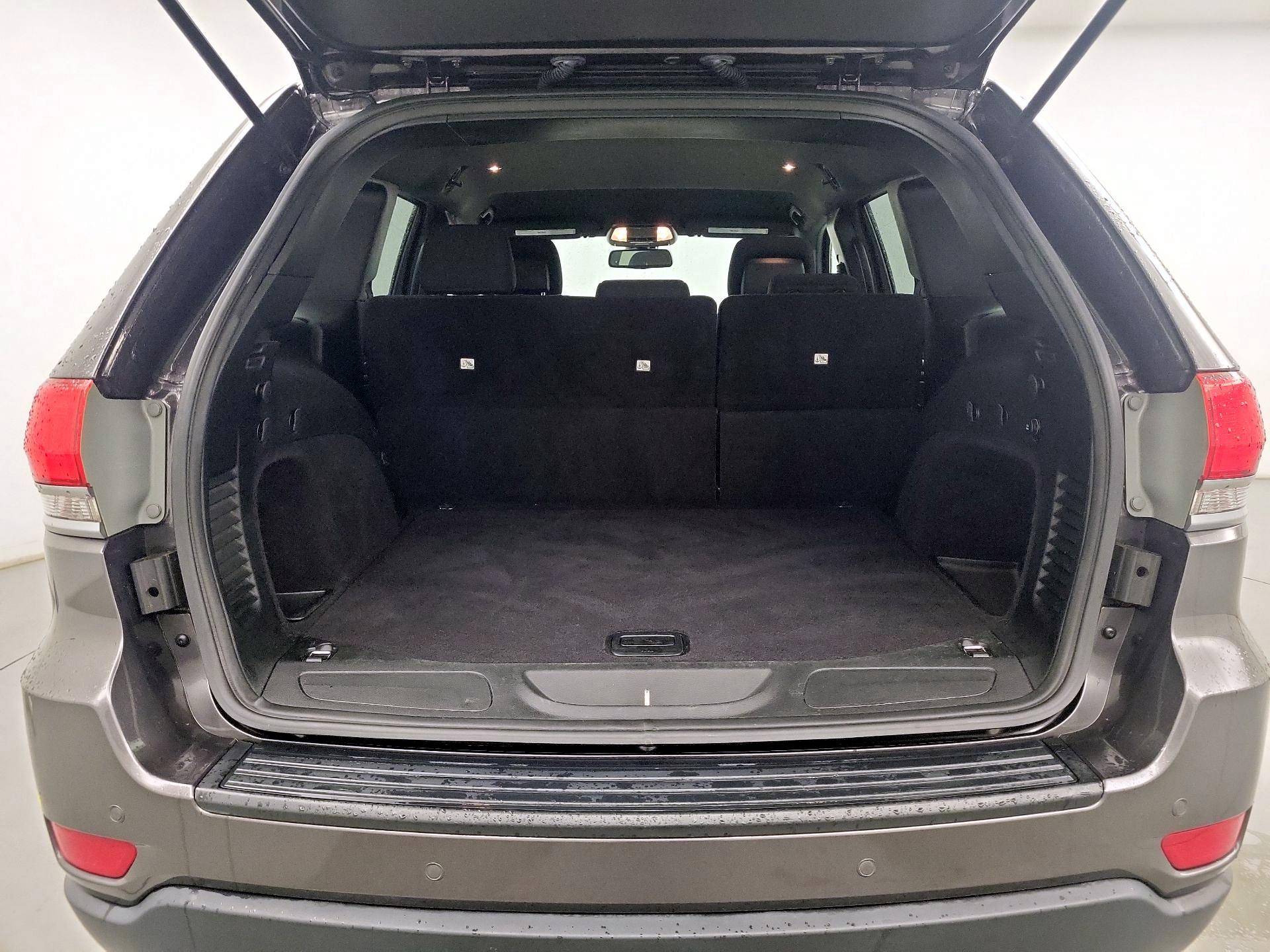 Thumbnail: 2016 Jeep Grand Cherokee - 20