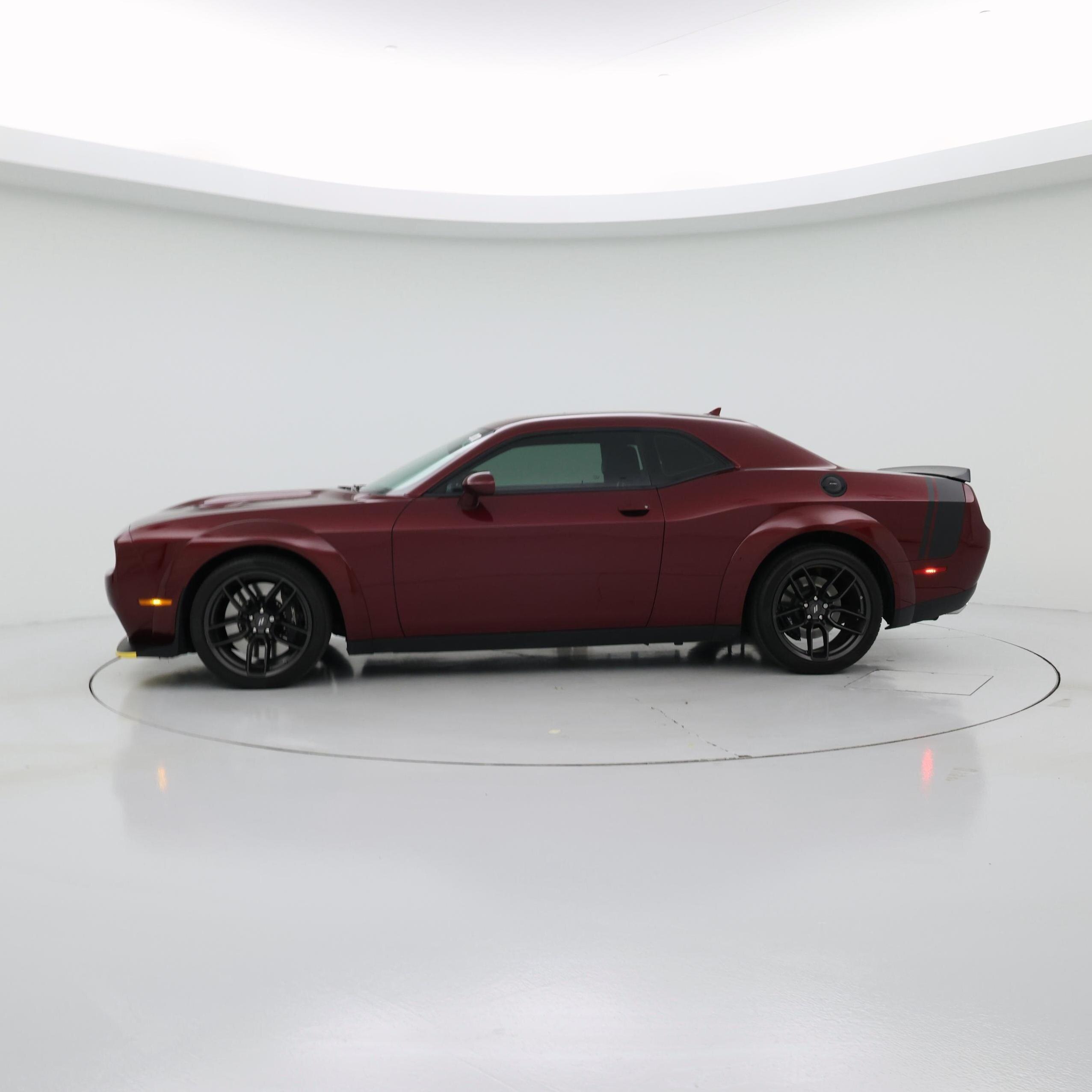 Thumbnail: 2022 Dodge Challenger - 3