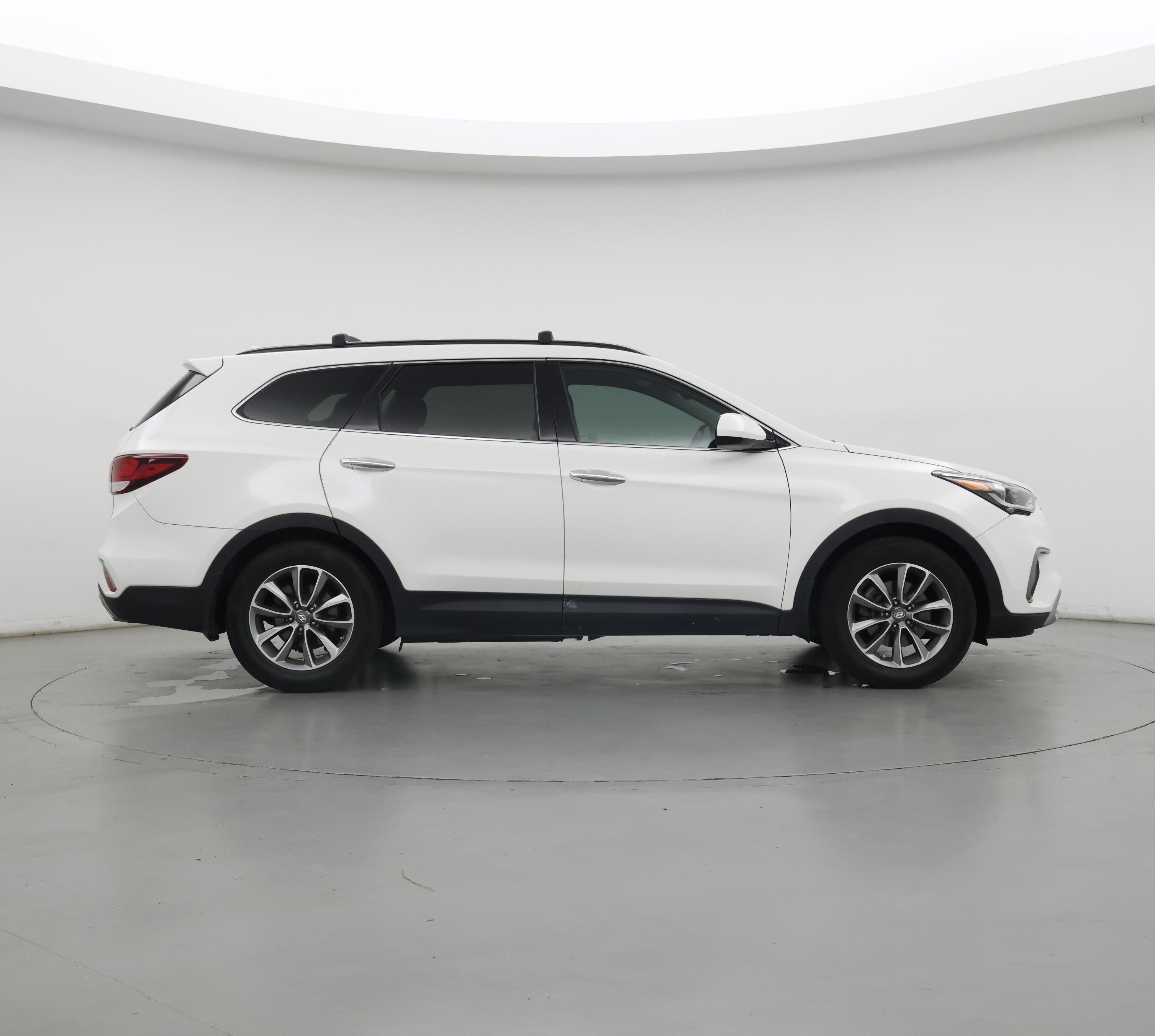 Thumbnail: 2017 Hyundai Santa Fe - 7