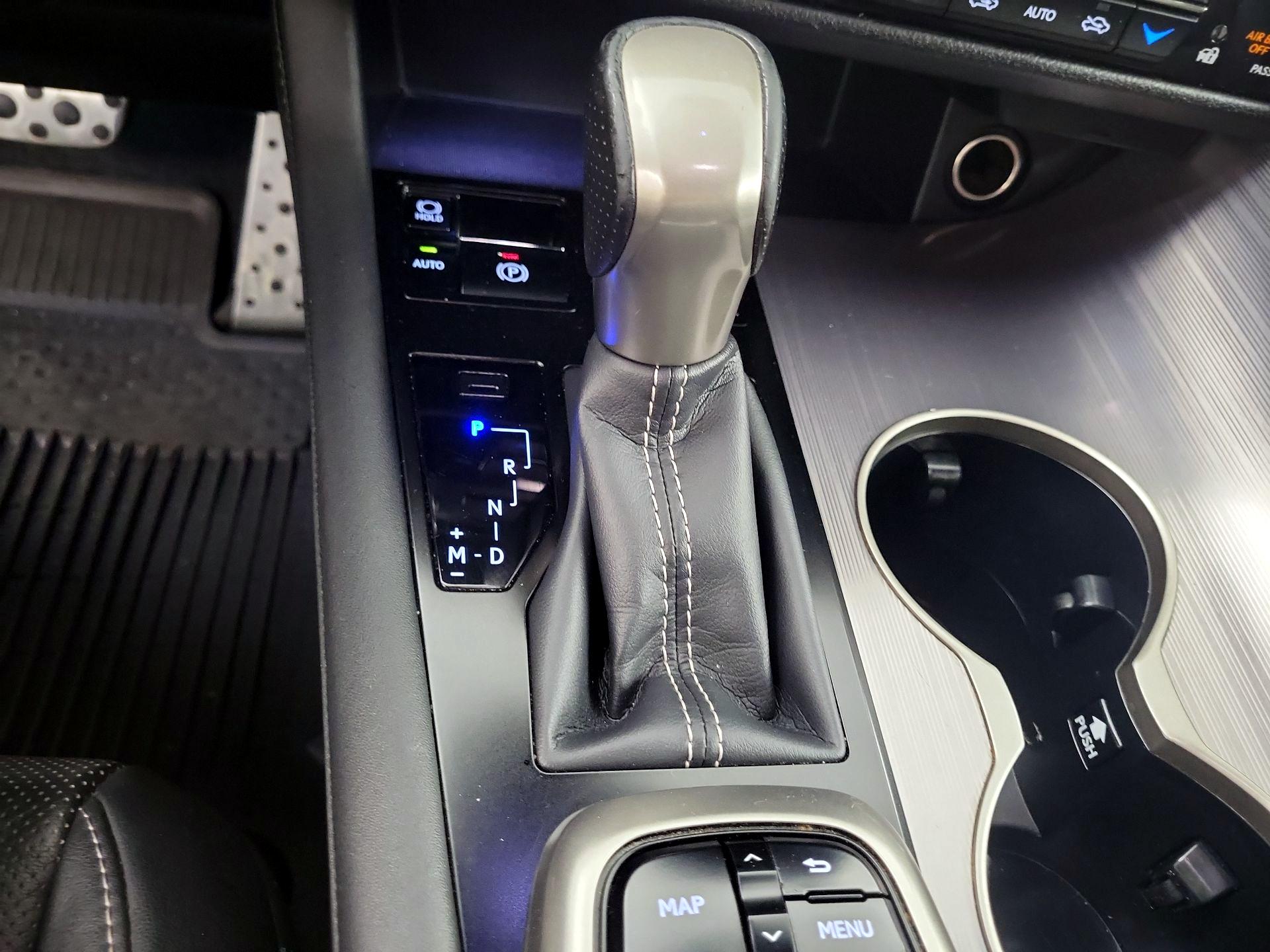 Thumbnail: 2019 Lexus RX - 16