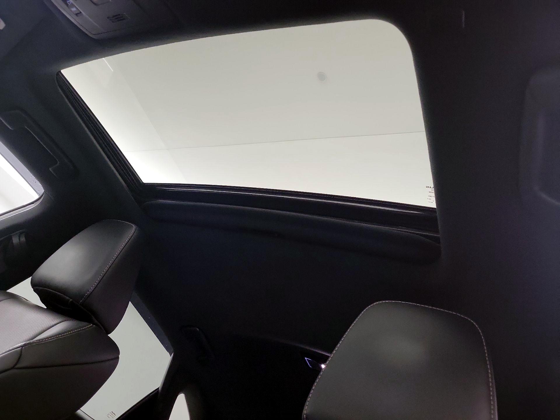 Thumbnail: 2019 Lexus RX - 18
