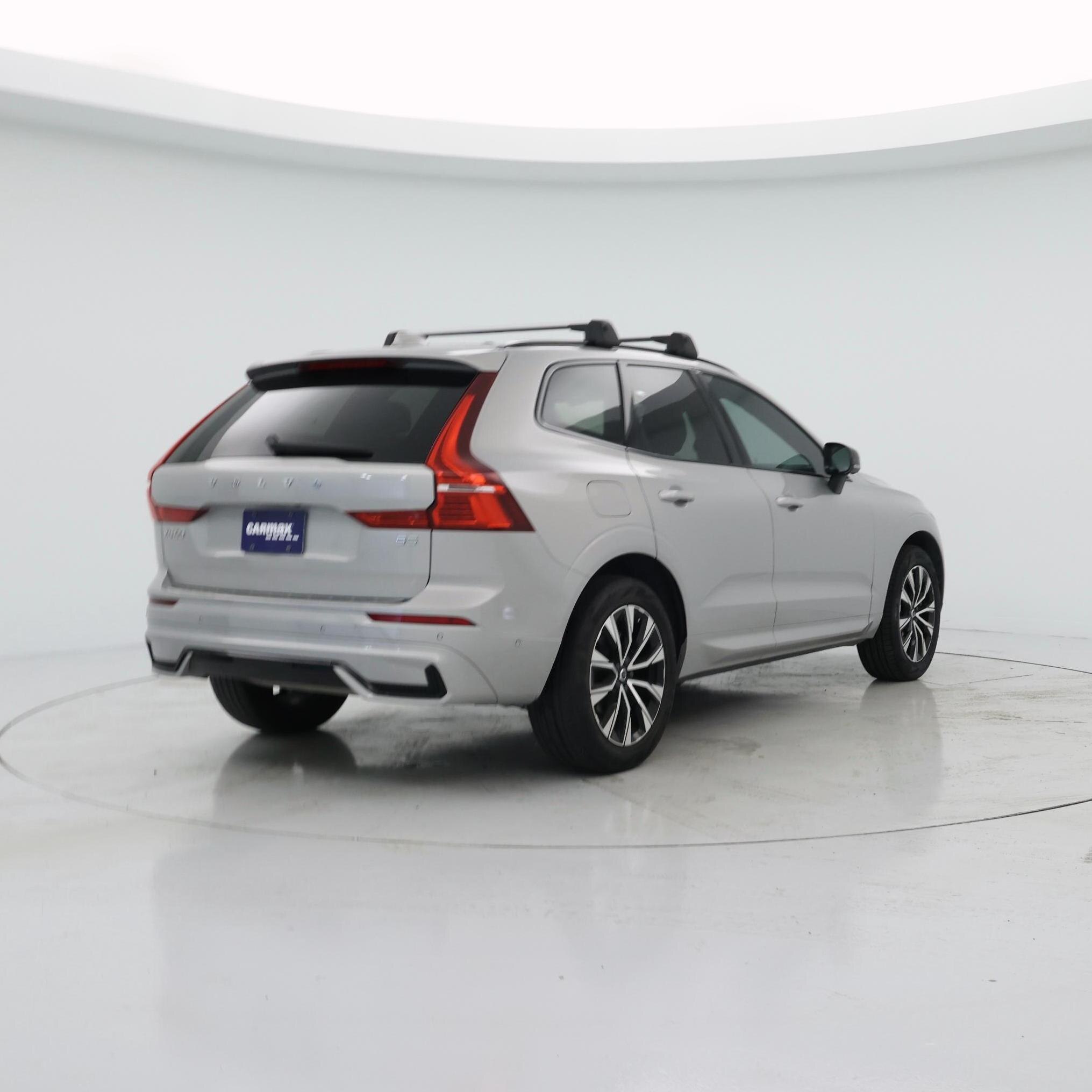 Thumbnail: 2023 Volvo XC60 - 8