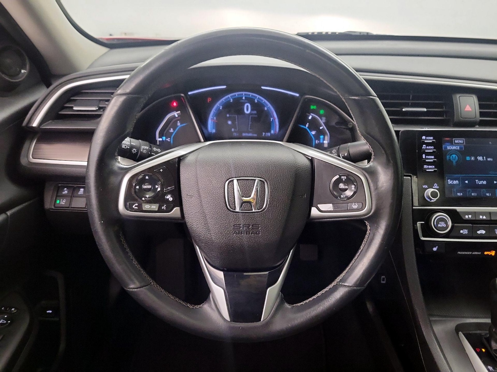2021 Honda Civic EX-L - Photo 9