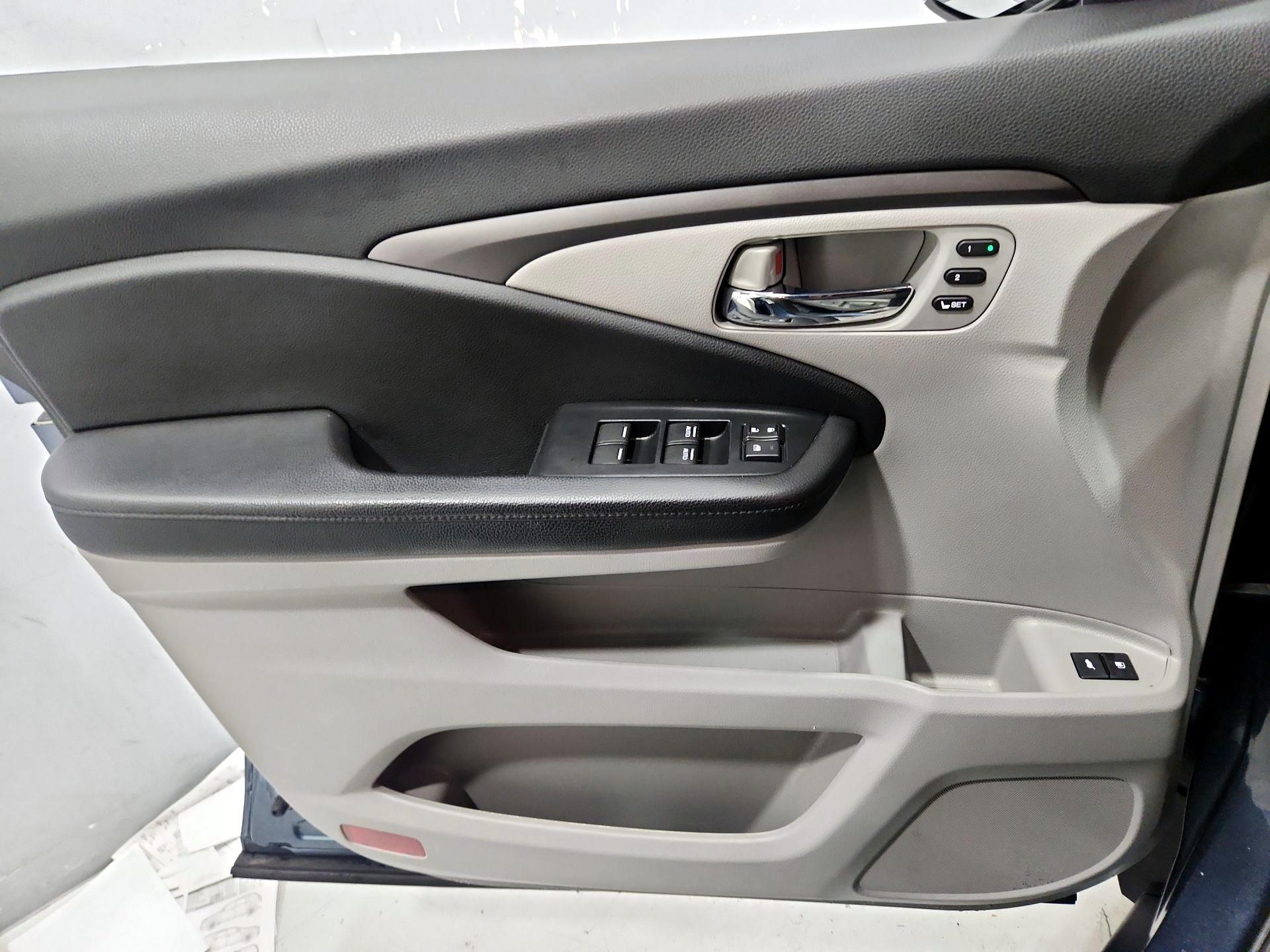 Thumbnail: 2022 Honda Pilot - 12