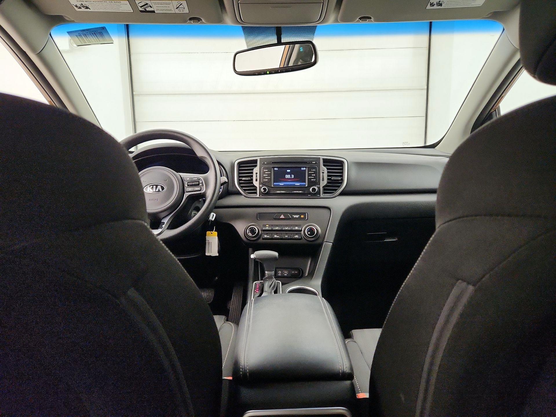 Thumbnail: 2017 Kia Sportage - 8