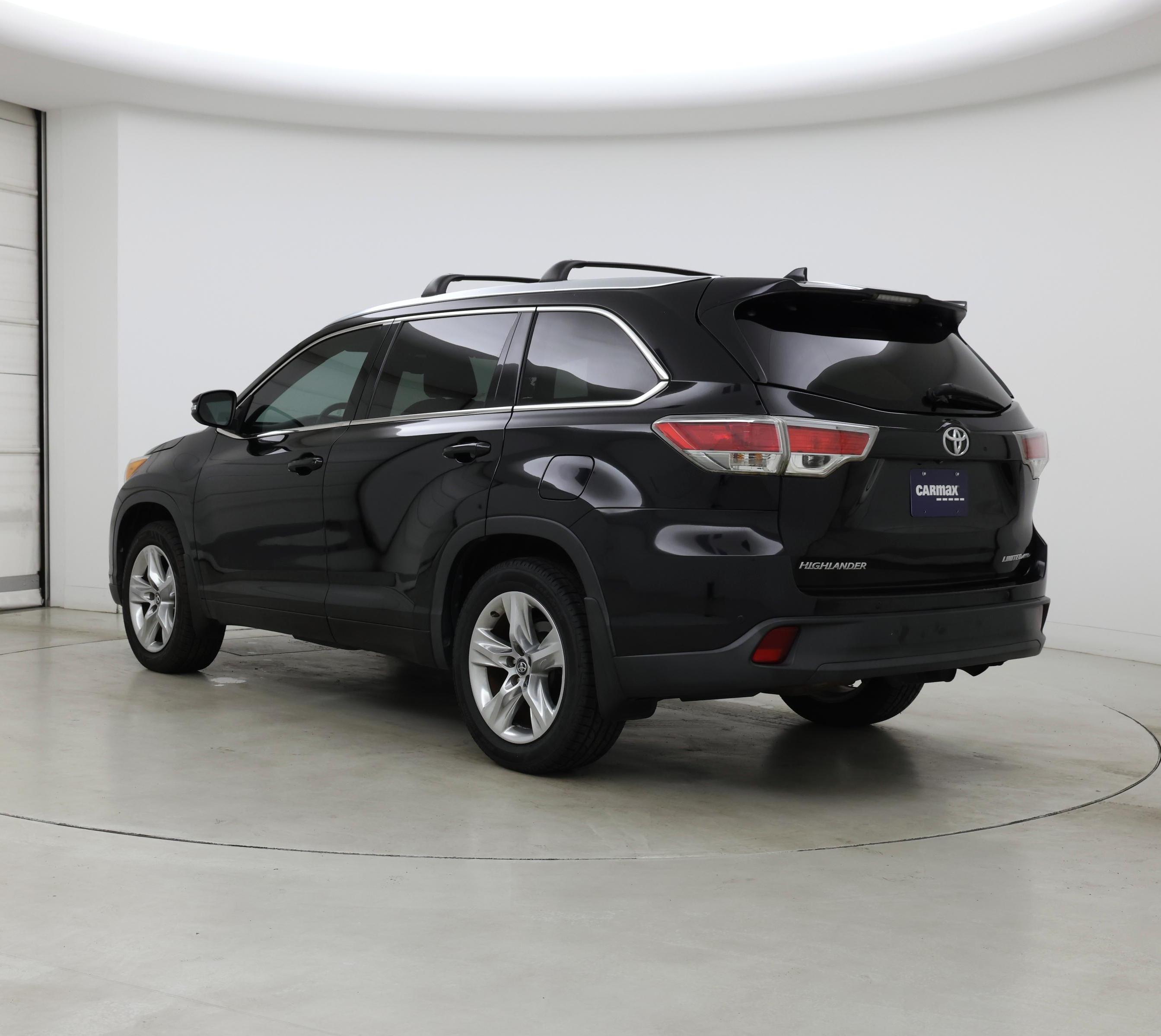 Thumbnail: 2016 Toyota Highlander - 2