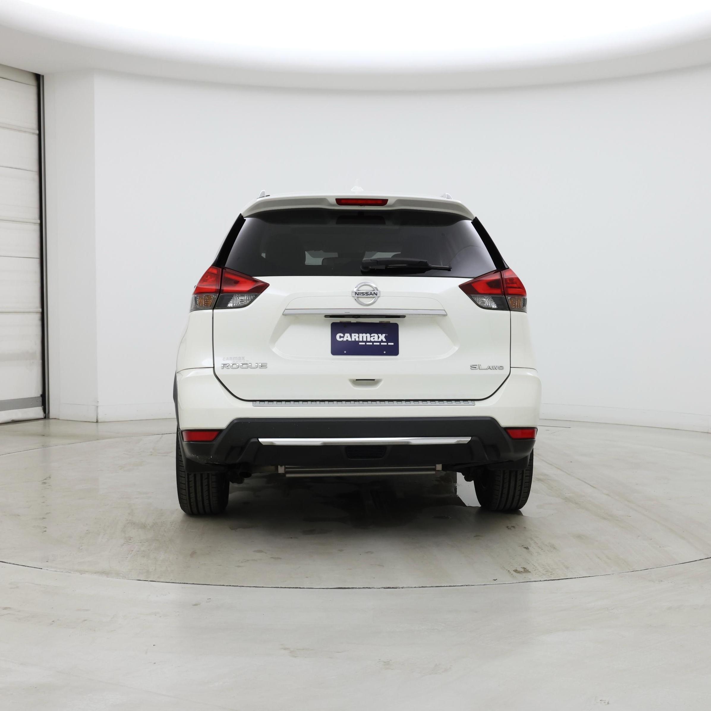 Thumbnail: 2017 Nissan Rogue - 6
