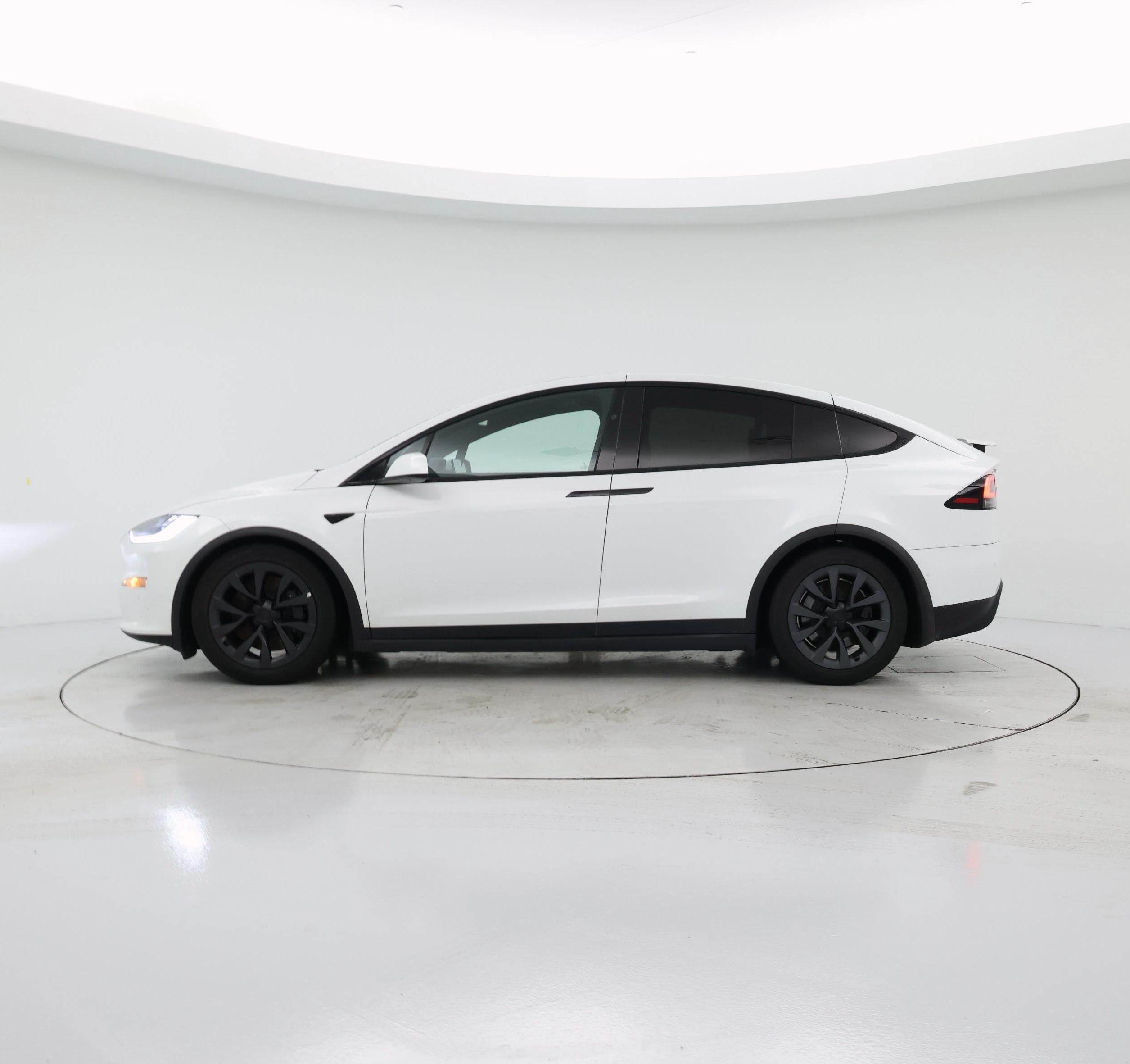 Thumbnail: 2023 Tesla Model X - 3