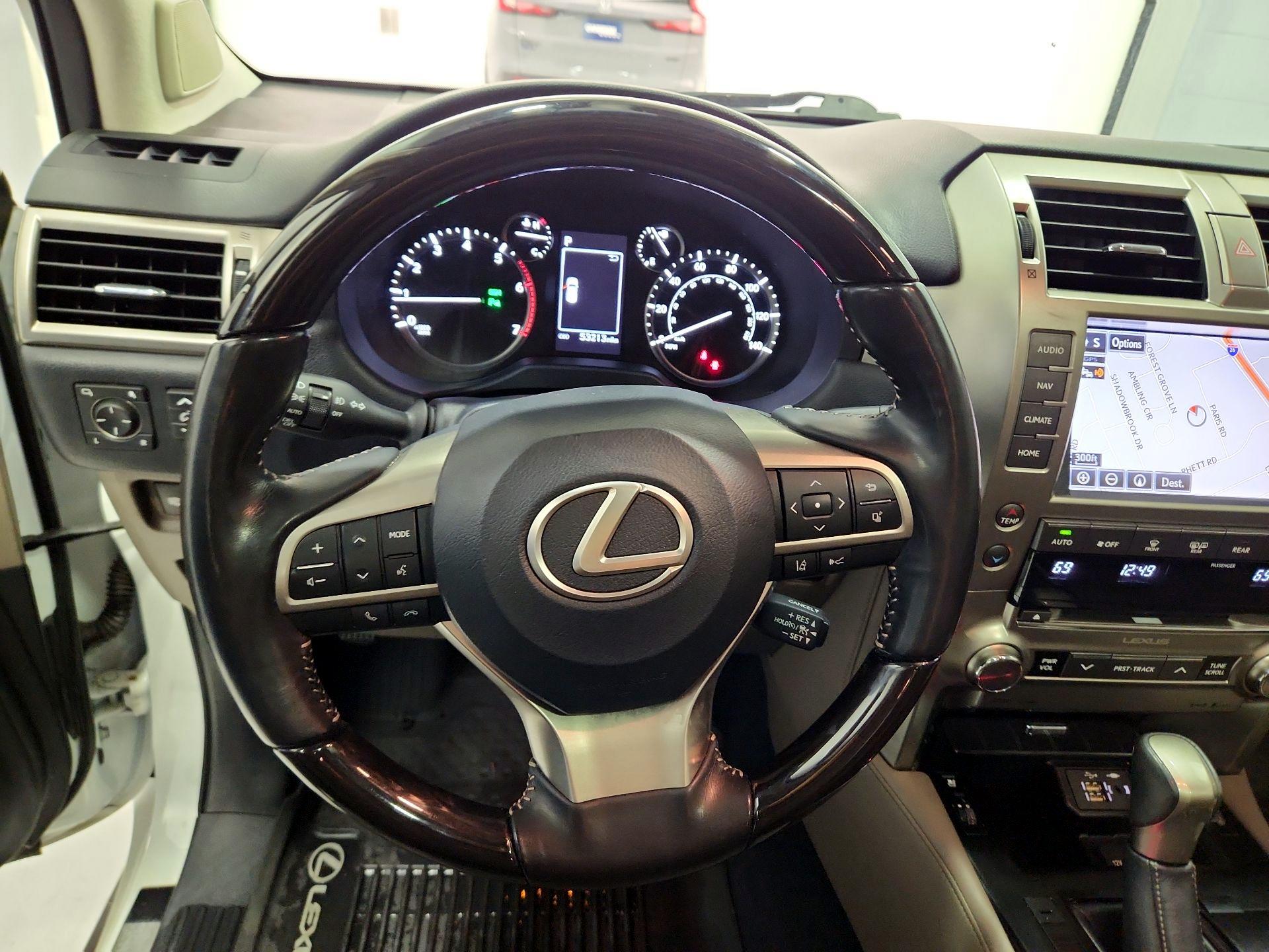 Thumbnail: 2021 Lexus GX - 10