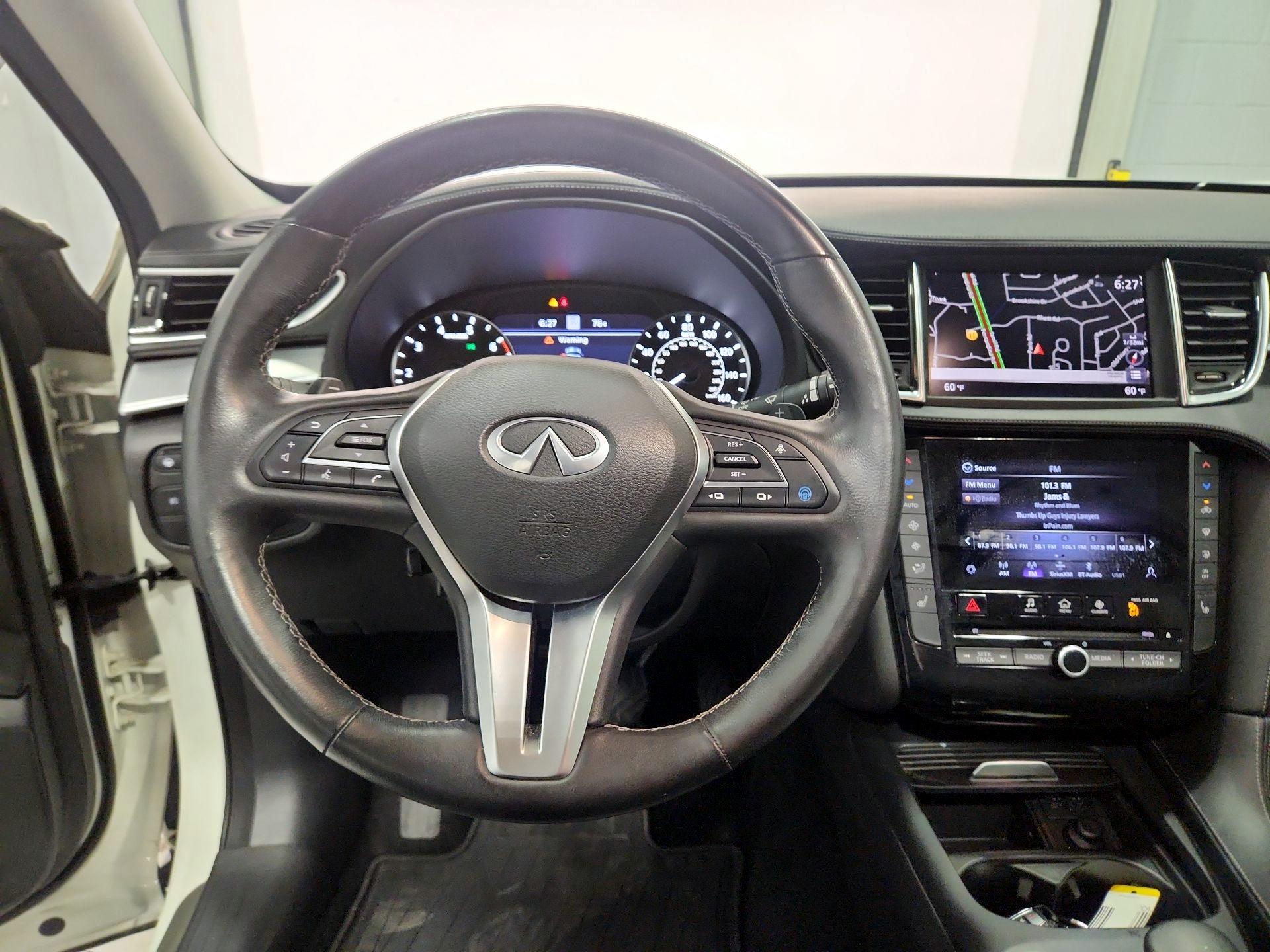 Thumbnail: 2021 INFINITI QX50 - 10