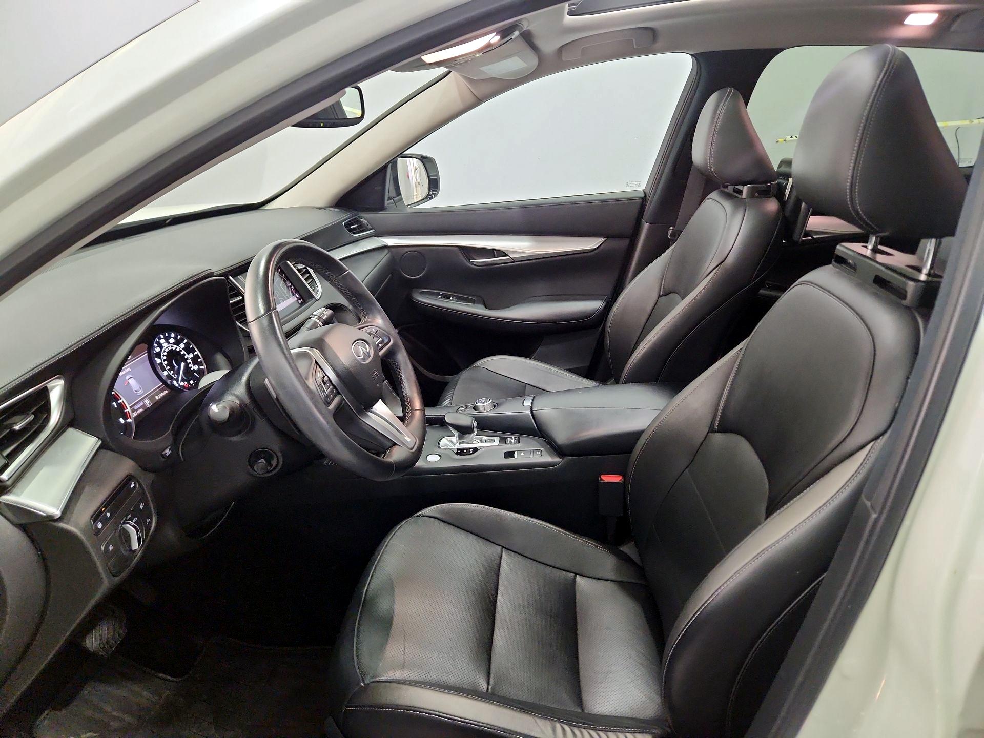 Thumbnail: 2021 INFINITI QX50 - 11