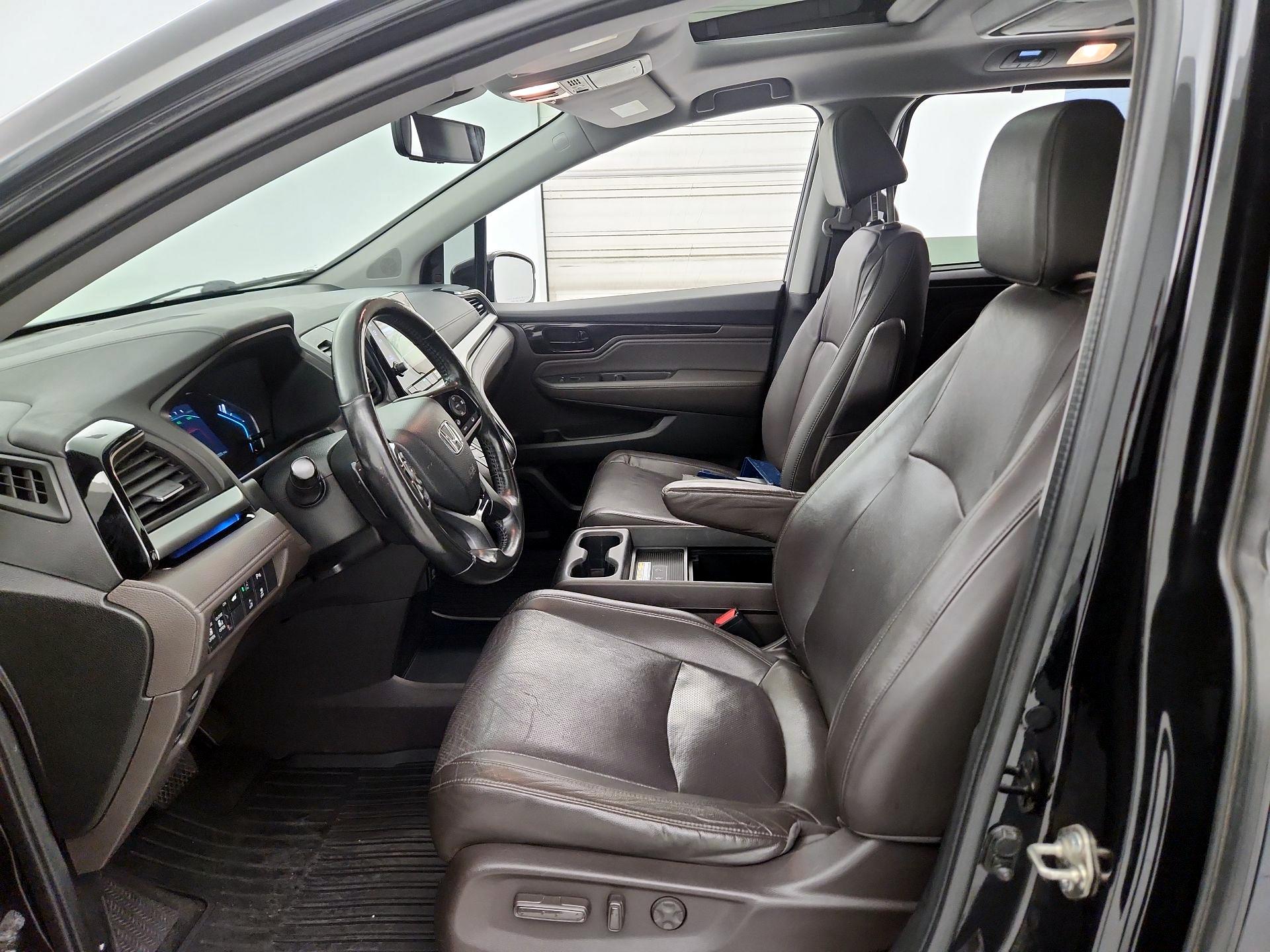 Thumbnail: 2018 Honda Odyssey - 11