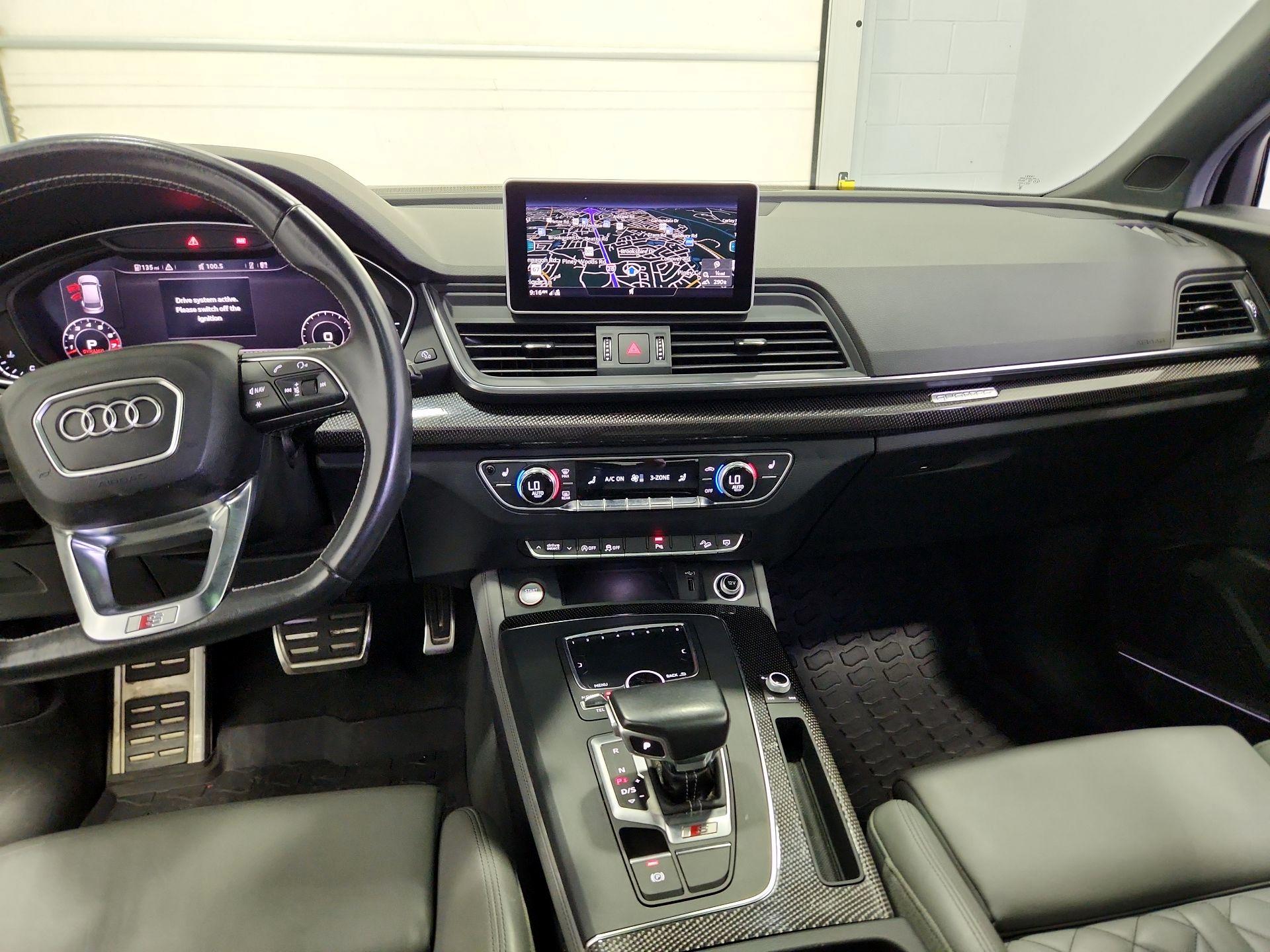 Thumbnail: 2019 Audi SQ5 - 9