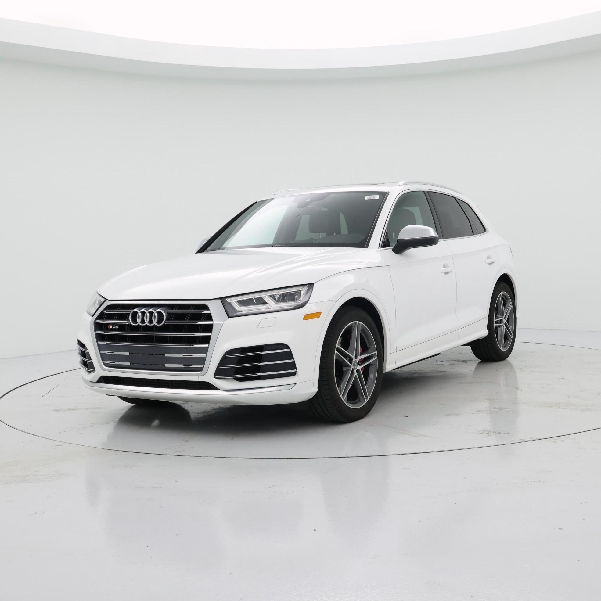 Thumbnail: 2019 Audi SQ5 - 4