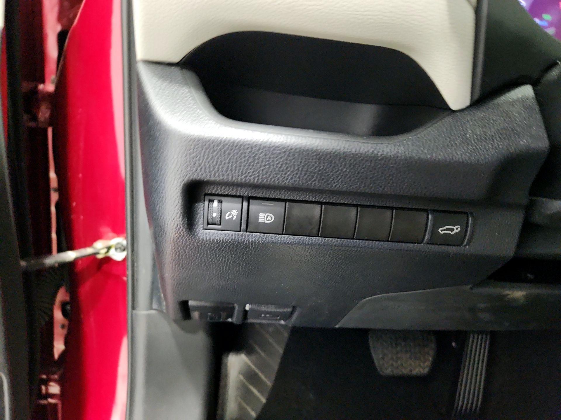 Thumbnail: 2023 Toyota RAV4 - 13