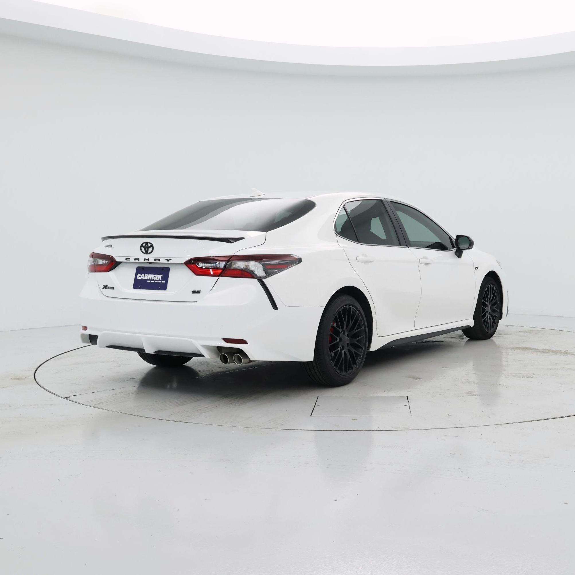 Thumbnail: 2022 Toyota Camry - 8