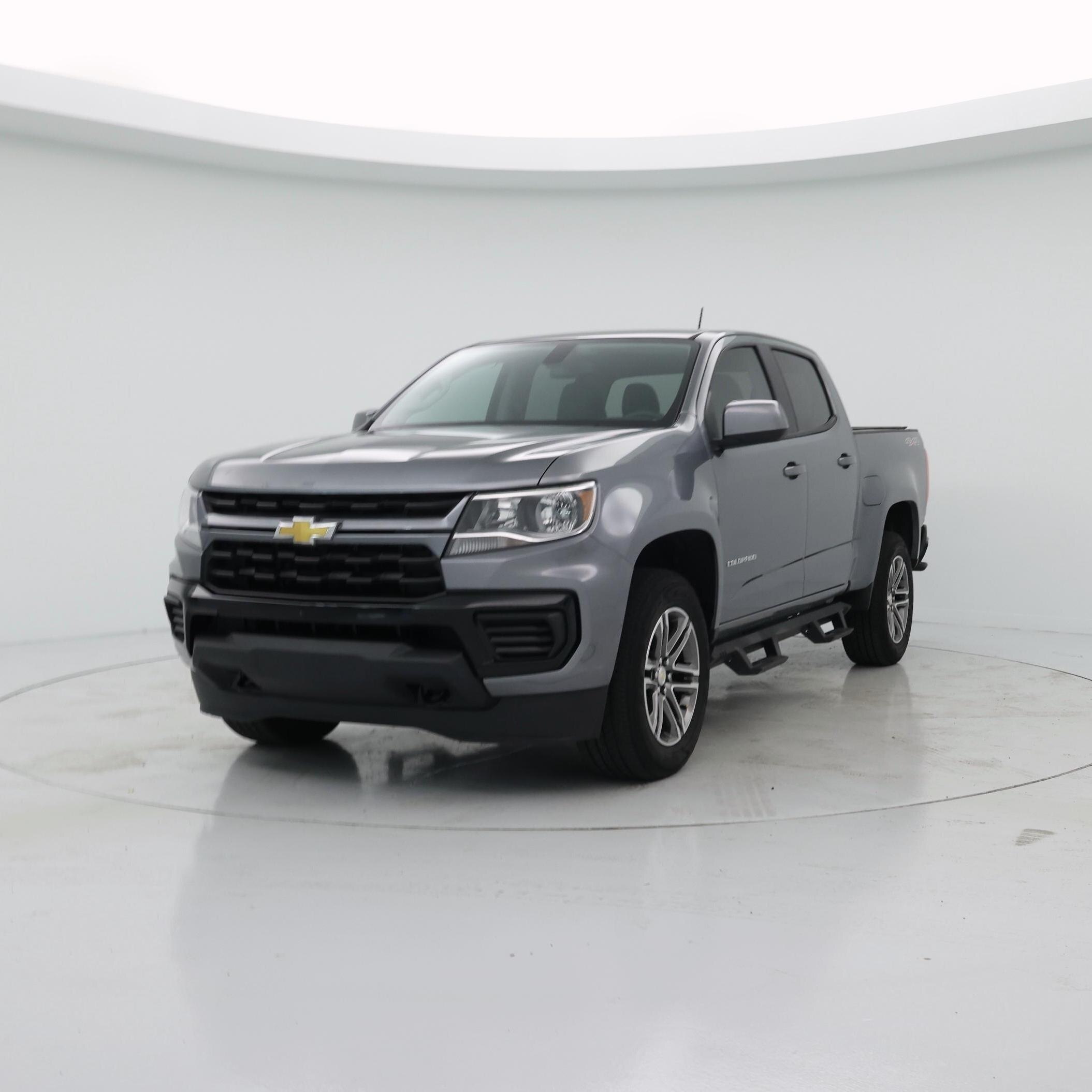 Thumbnail: 2022 Chevrolet Colorado - 4