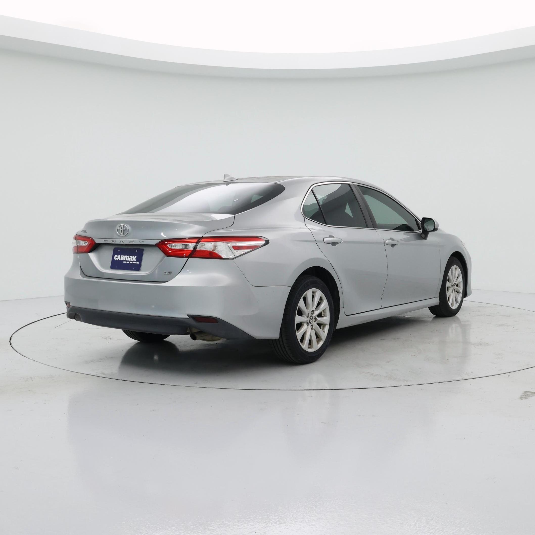Thumbnail: 2020 Toyota Camry - 8