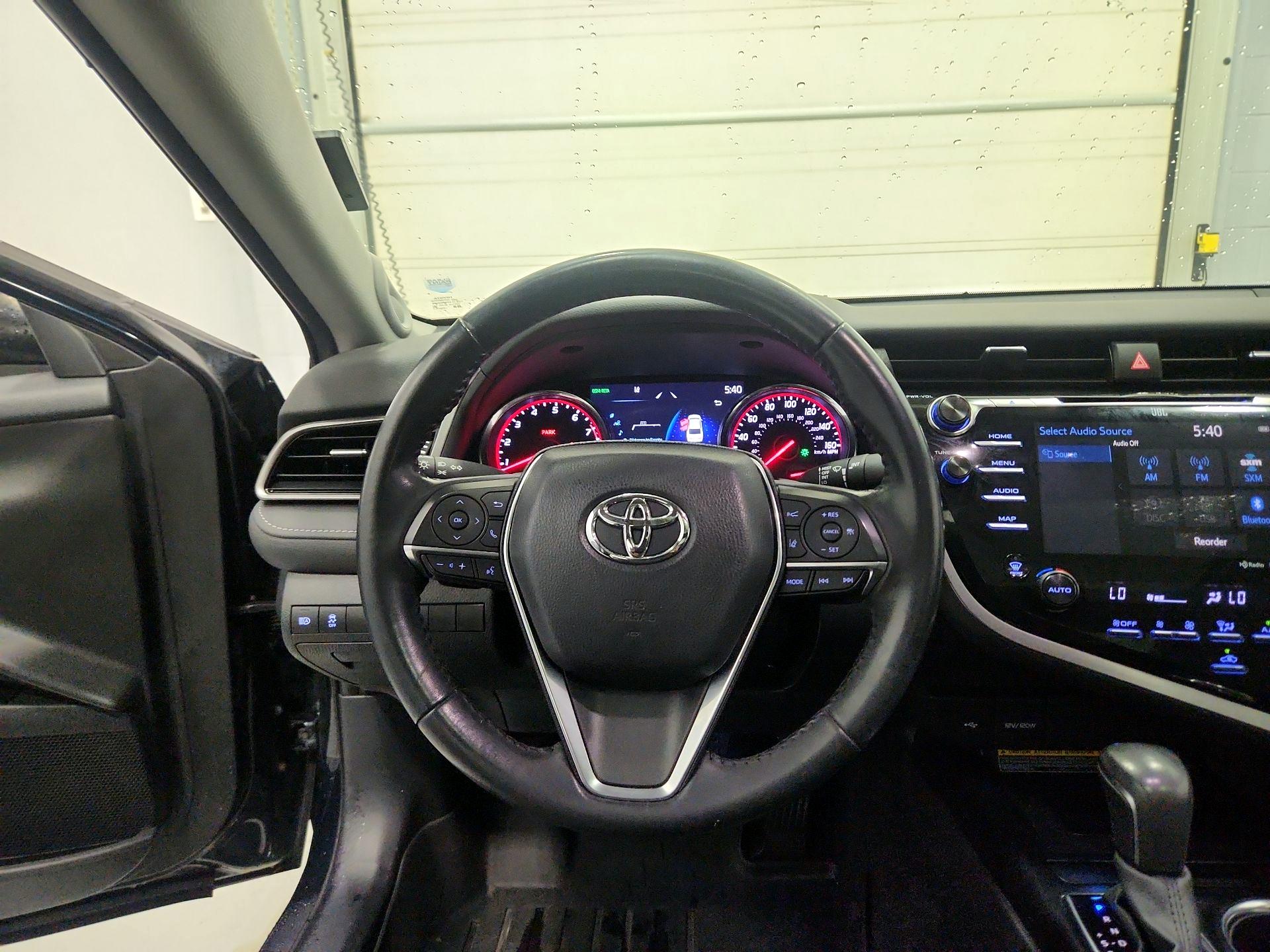 Thumbnail: 2020 Toyota Camry - 10