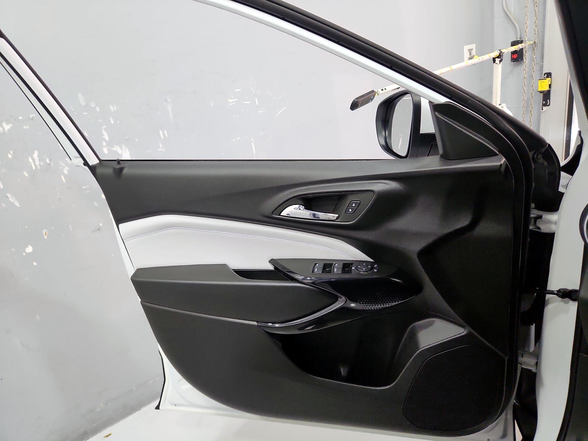 Thumbnail: 2026 Chevrolet Trax - 12