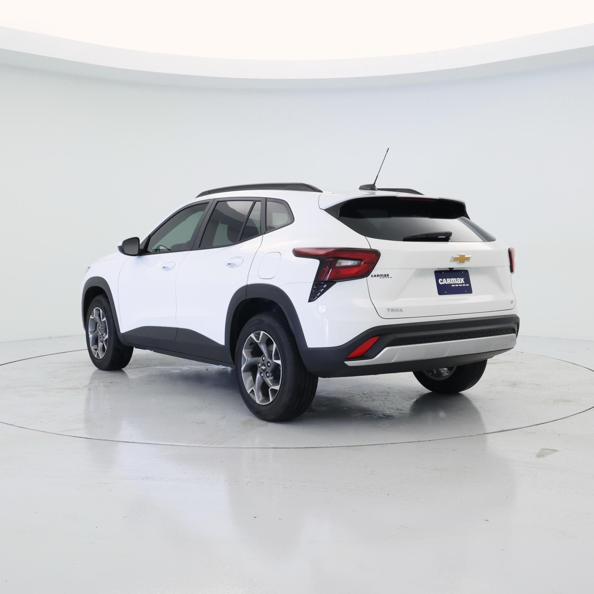Thumbnail: 2026 Chevrolet Trax - 2
